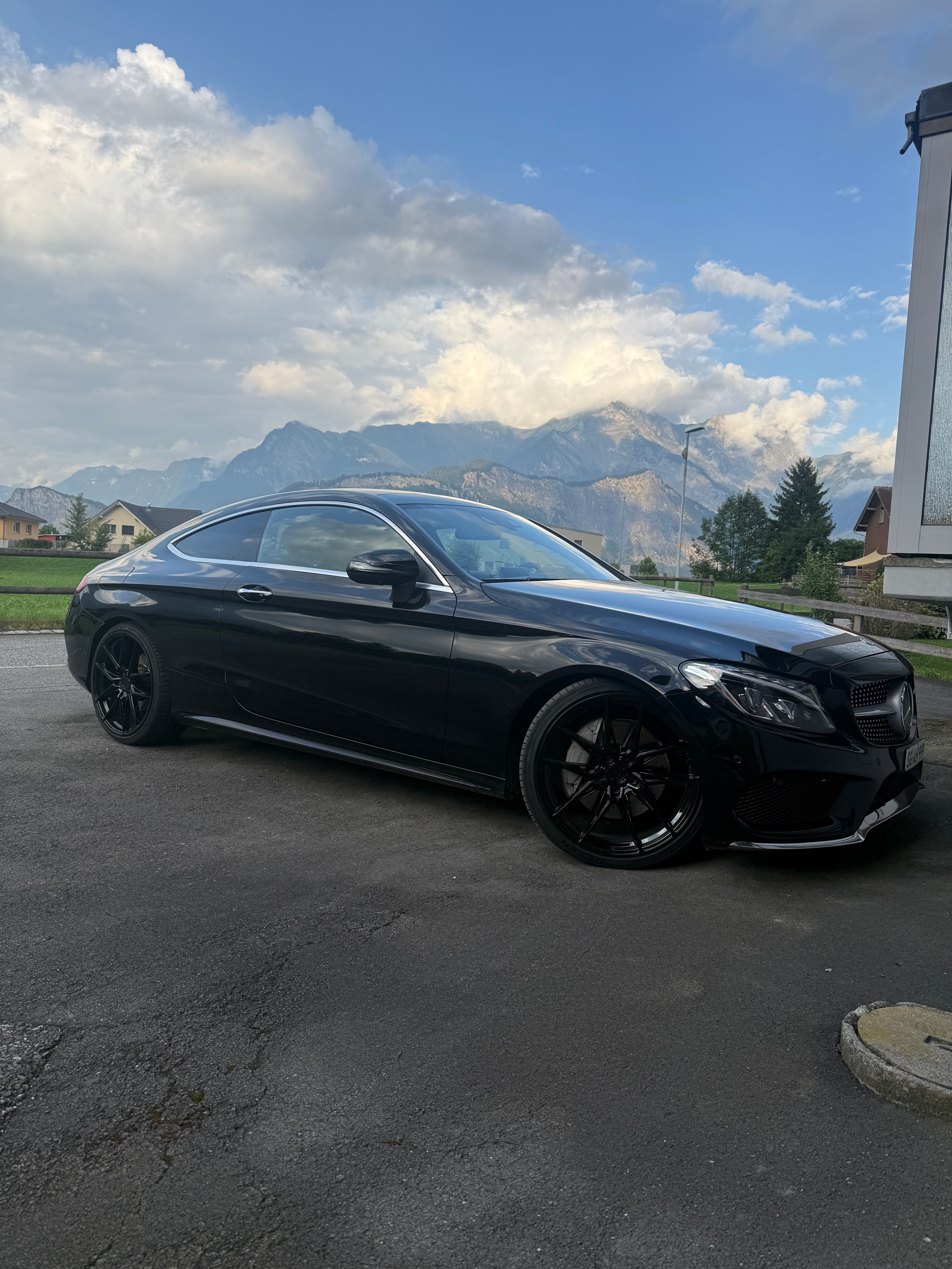 Car photo