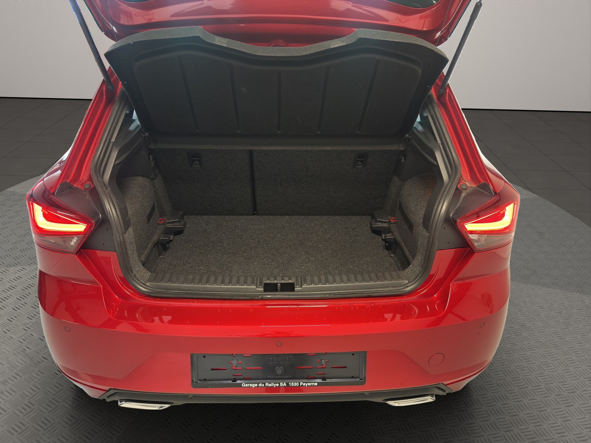 SEAT Ibiza 1.0 EcoTSI Hola FR DSG-image-6