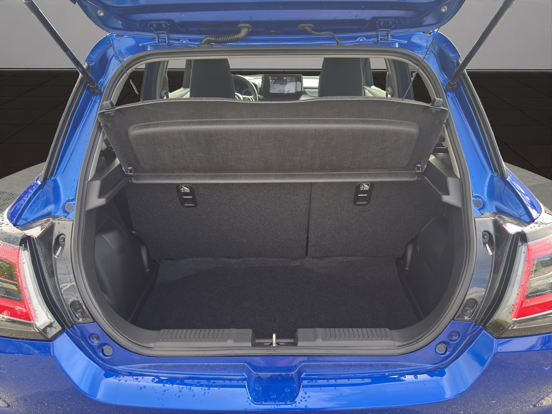 SUZUKI Swift 1.2 Piz Sulai Hybrid Top 4x4-image-8