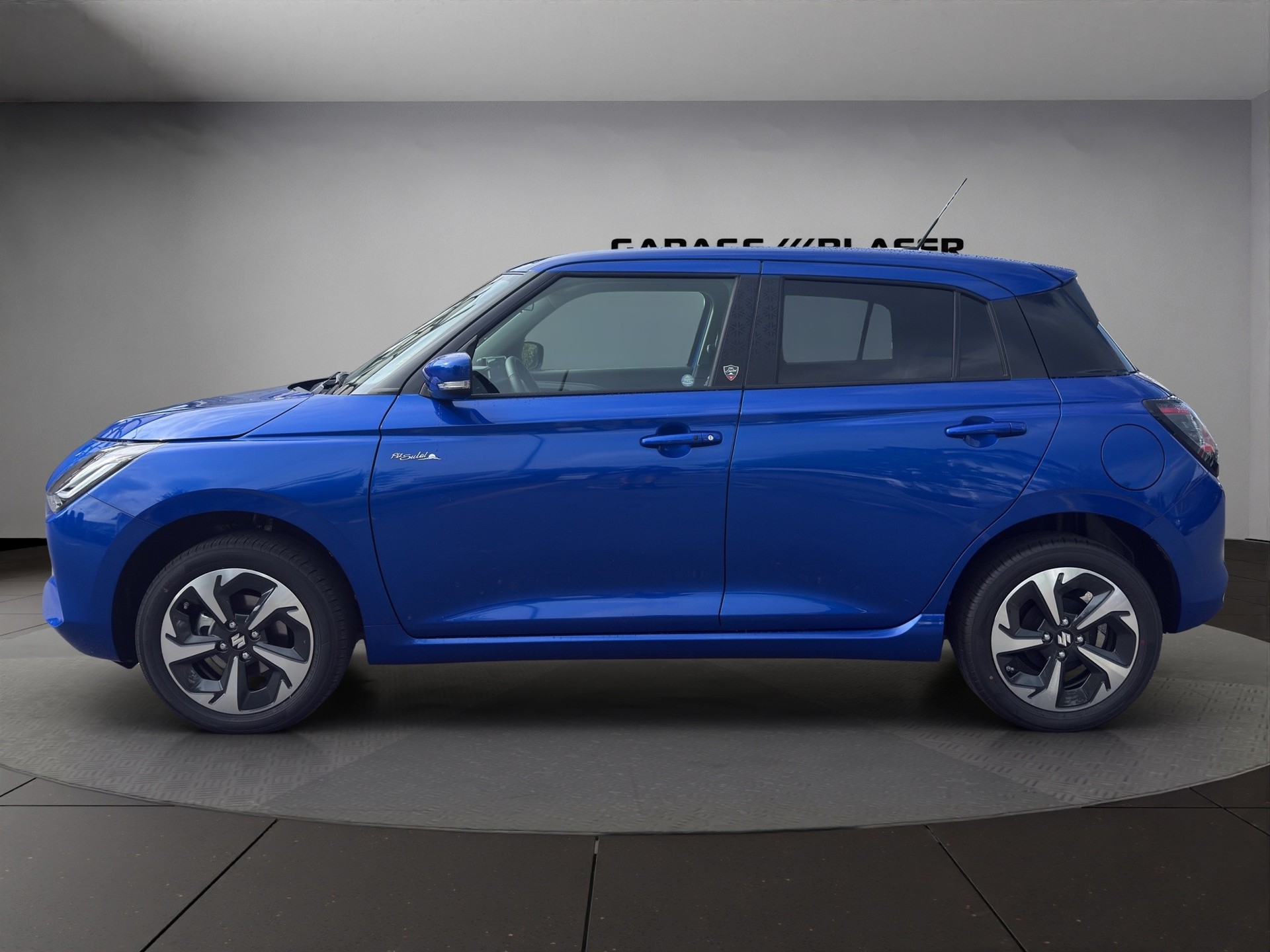 SUZUKI Swift 1.2 Piz Sulai Hybrid Top 4x4-showroom-element-1