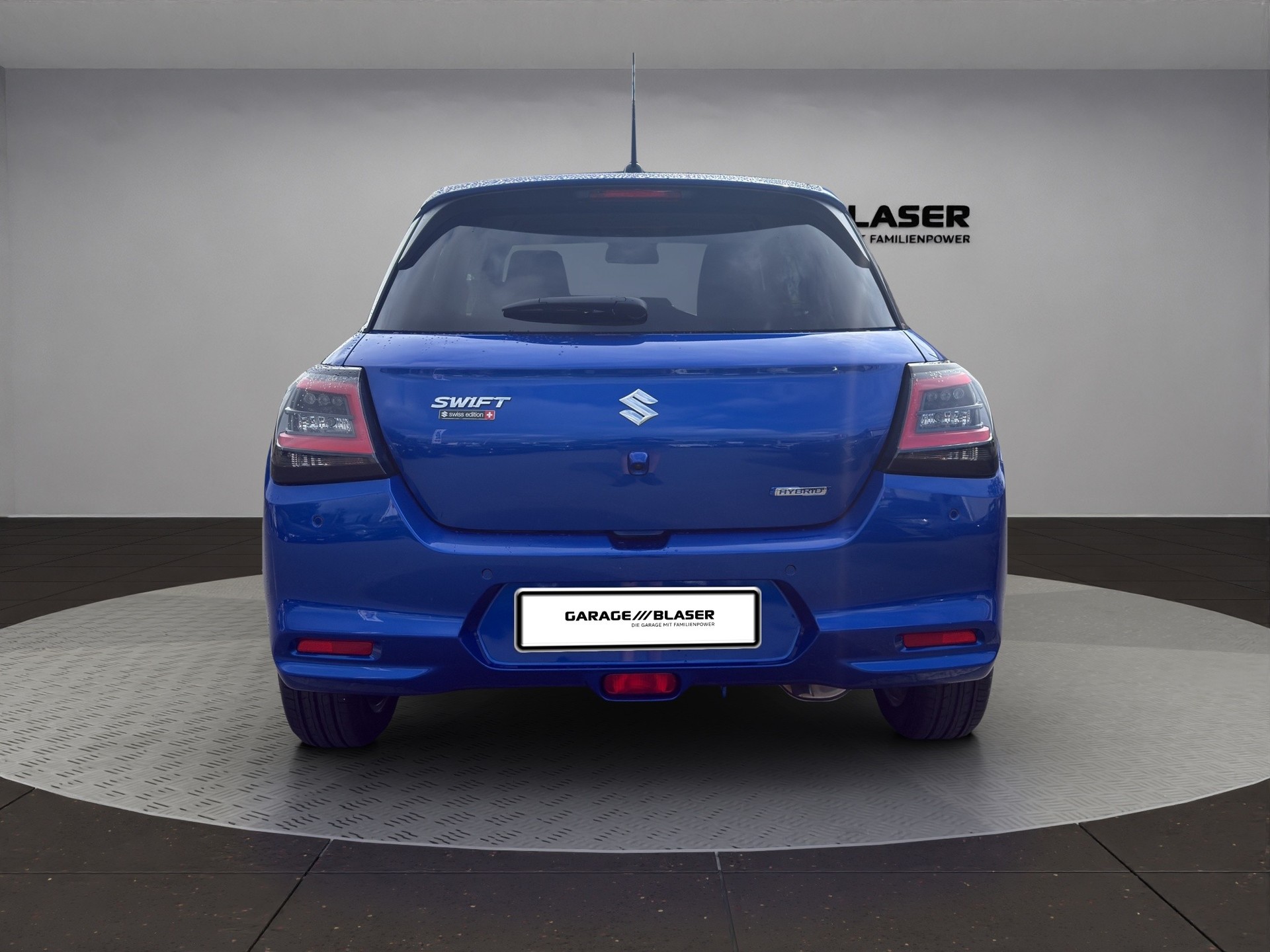 SUZUKI Swift 1.2 Piz Sulai Hybrid Top 4x4-showroom-element-3