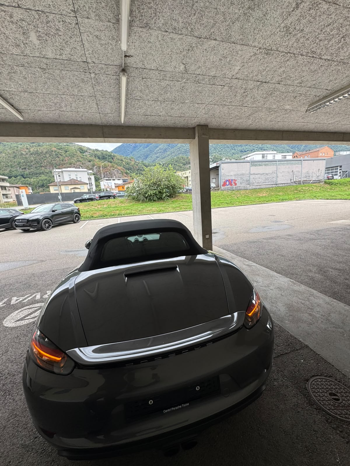PORSCHE 718 Boxster 2.0 PDK-image-3