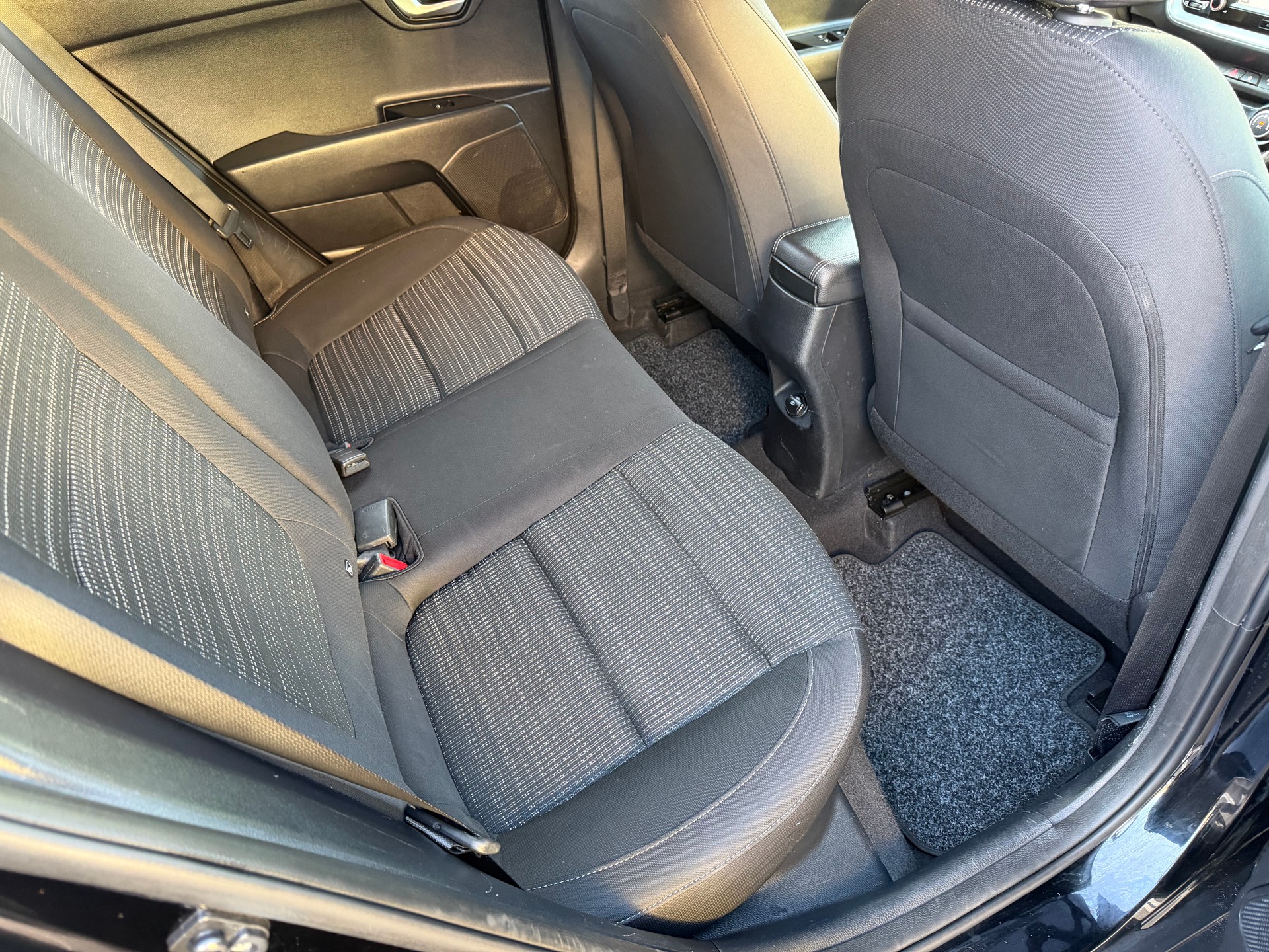 KIA Stonic 1.0 T-GDi-image-14