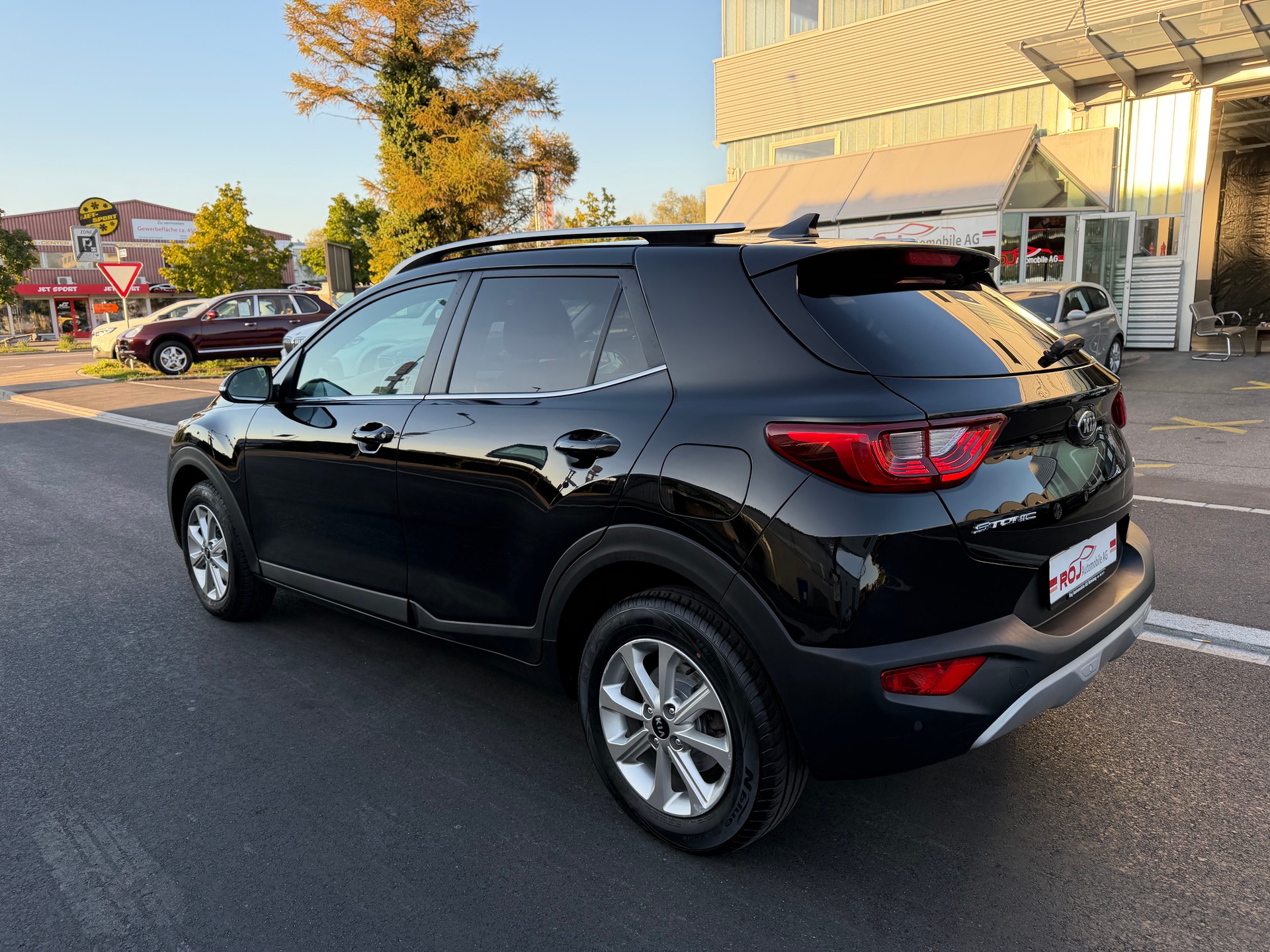 KIA Stonic 1.0 T-GDi-image-6