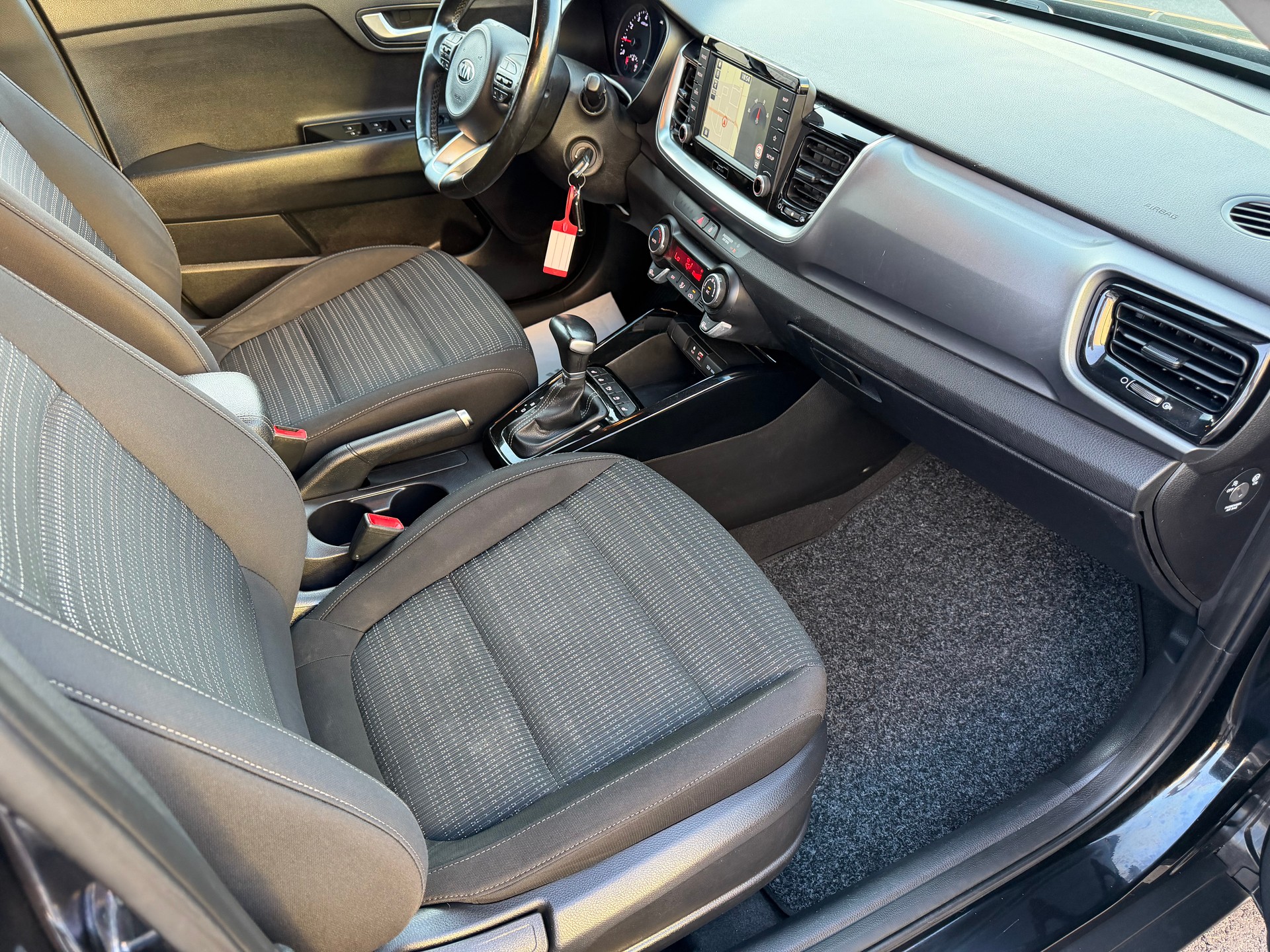 KIA Stonic 1.0 T-GDi-image-15