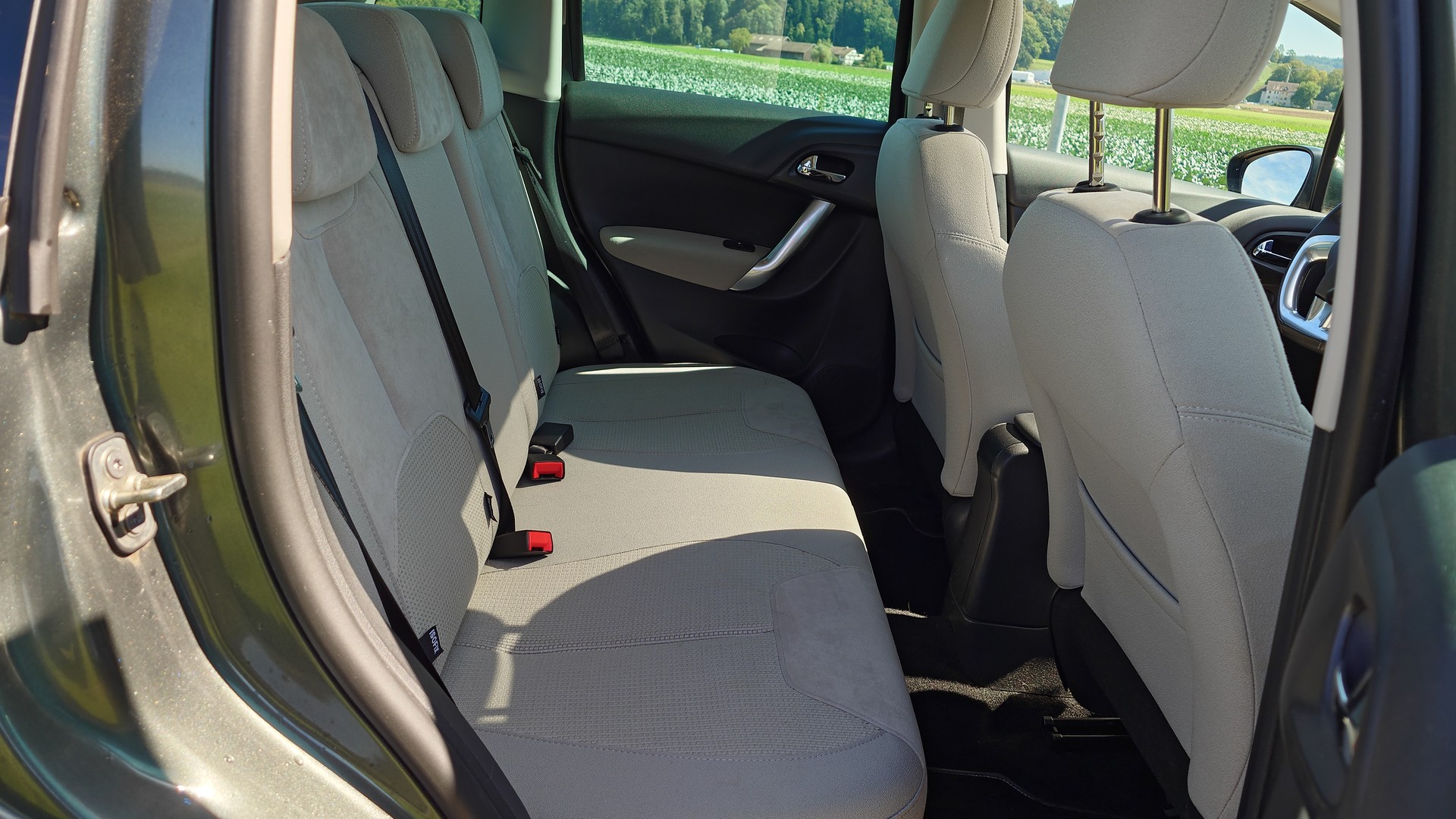 CITROEN C3 1.6i 16V Exclusive Automatic-image-13