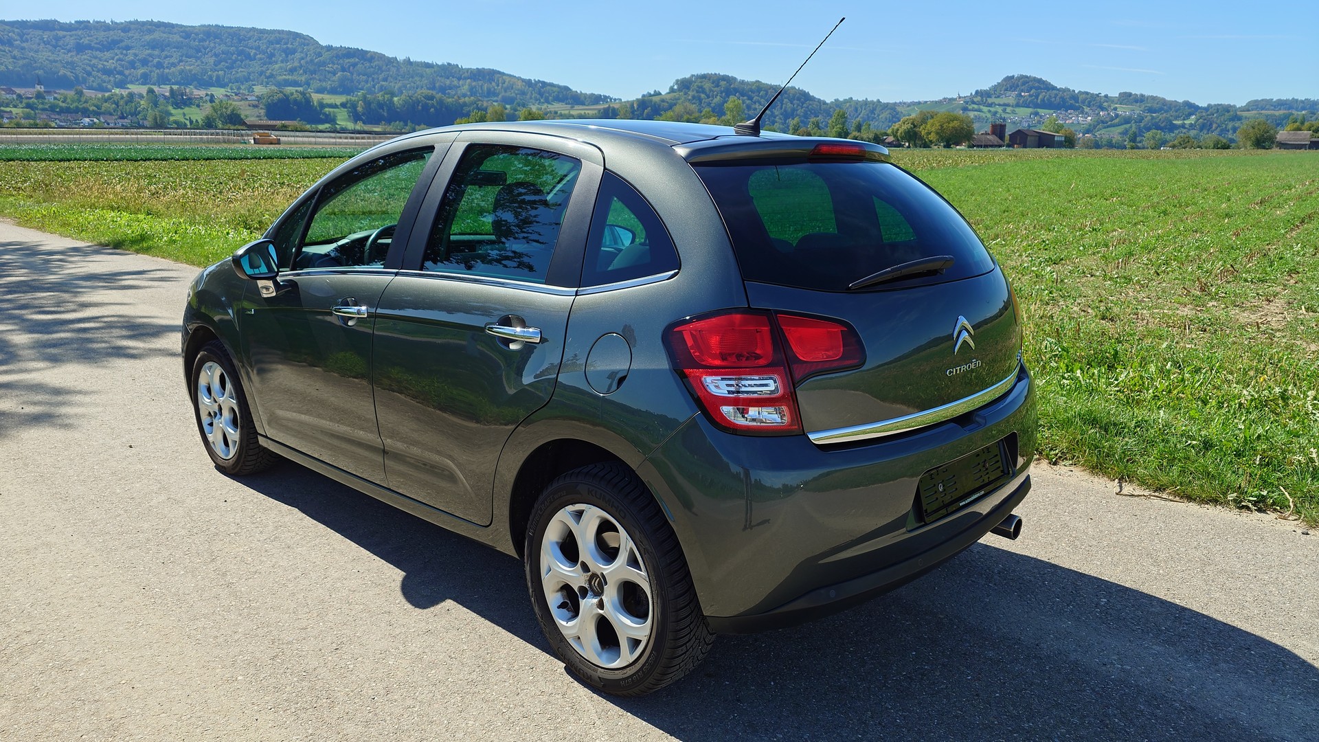 CITROEN C3 1.6i 16V Exclusive Automatic-image-2