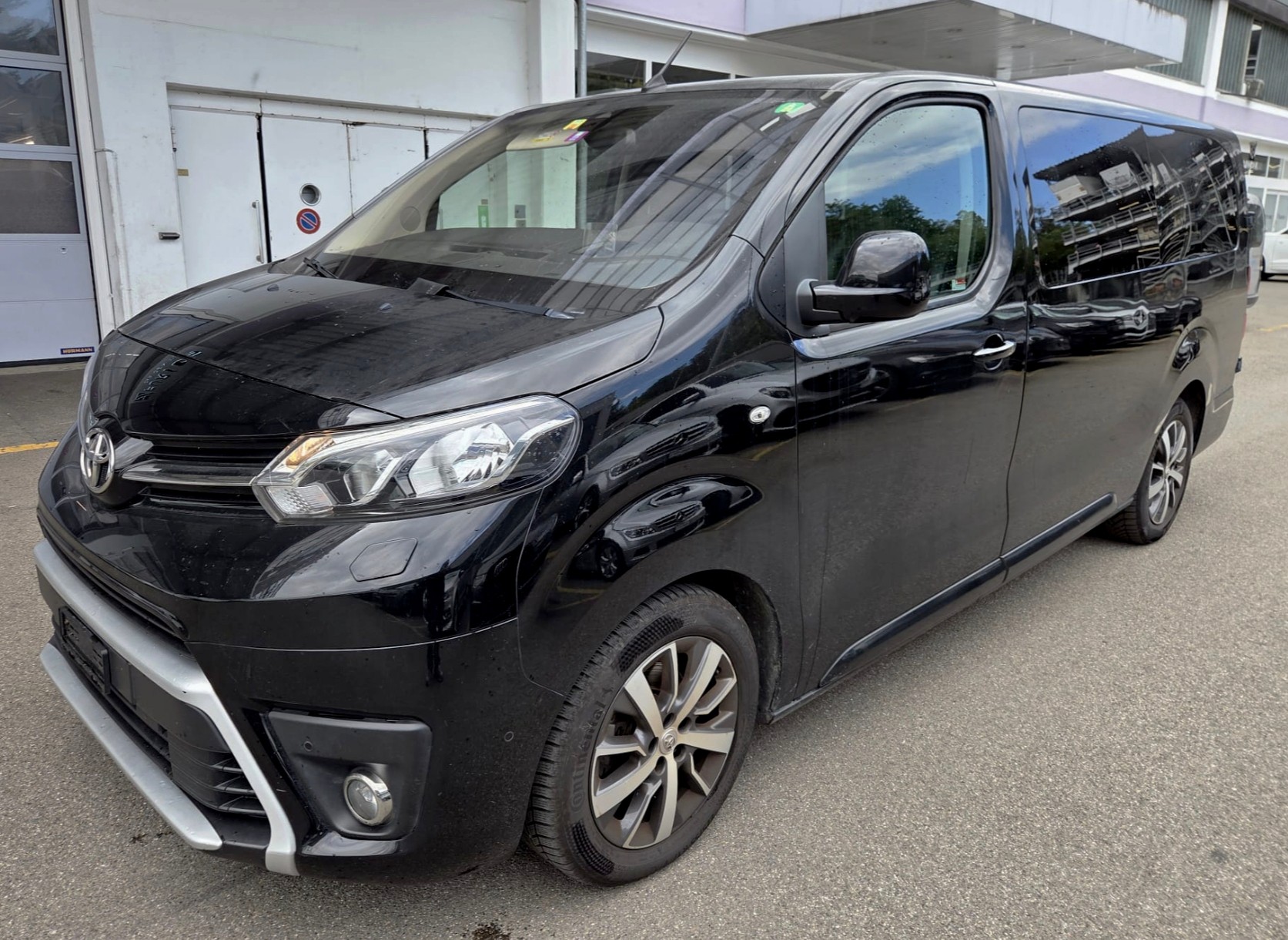 TOYOTA Proace Verso 2.0 D-4D Trend L2 Automatic-image-2