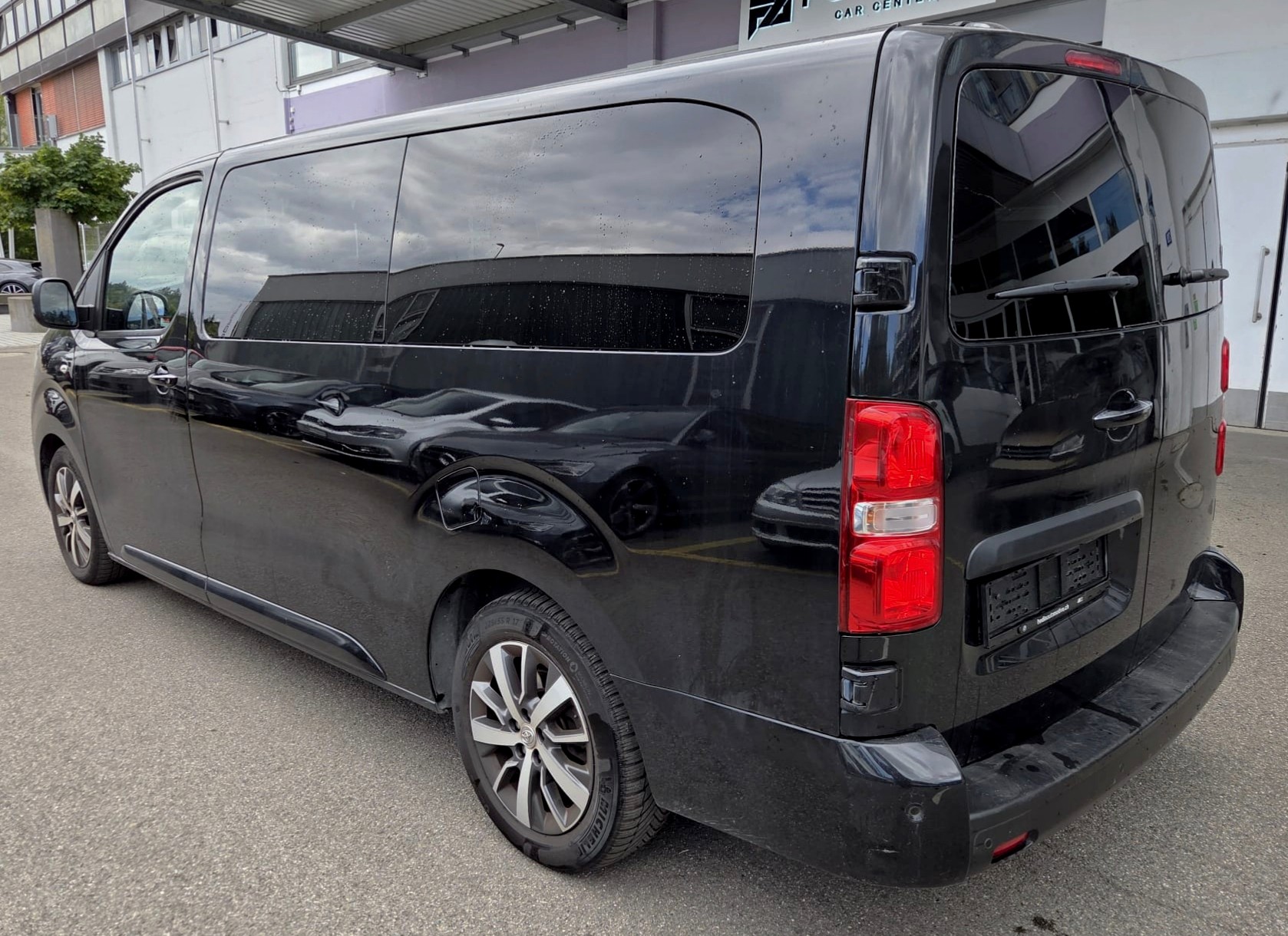 TOYOTA Proace Verso 2.0 D-4D Trend L2 Automatic-image-4