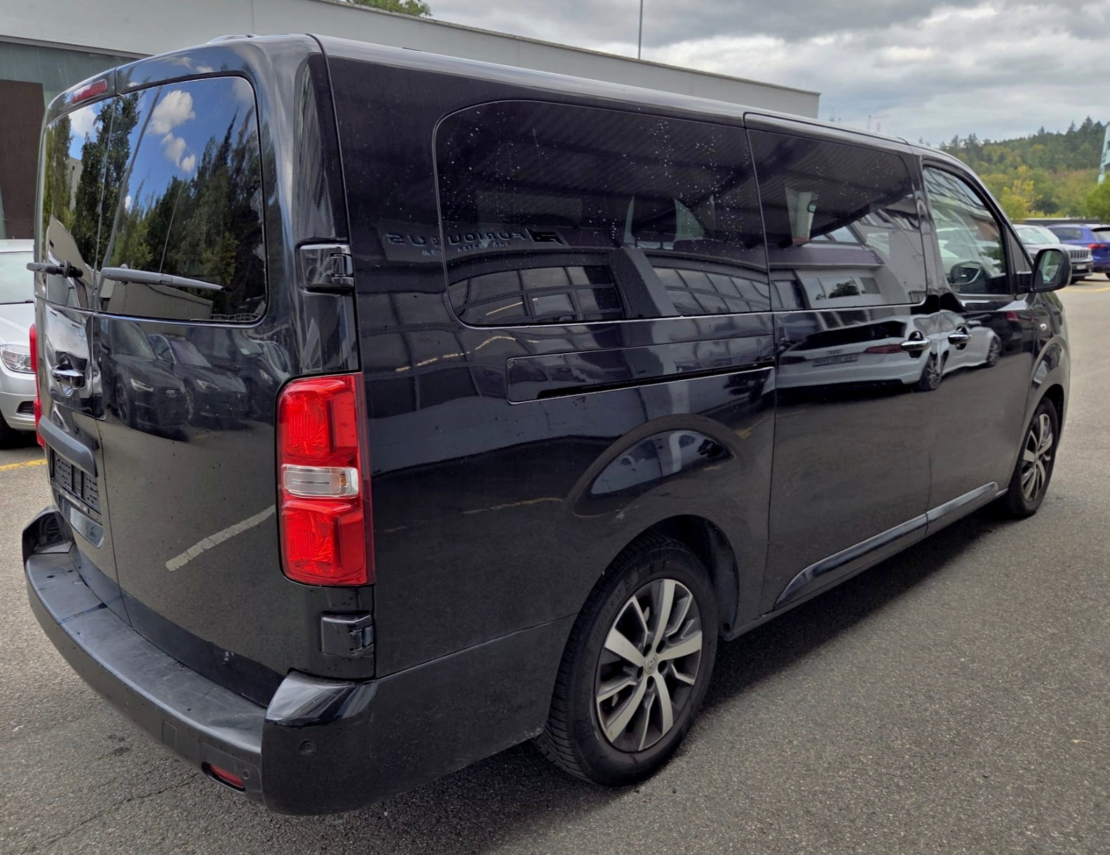 TOYOTA Proace Verso 2.0 D-4D Trend L2 Automatic-image-3