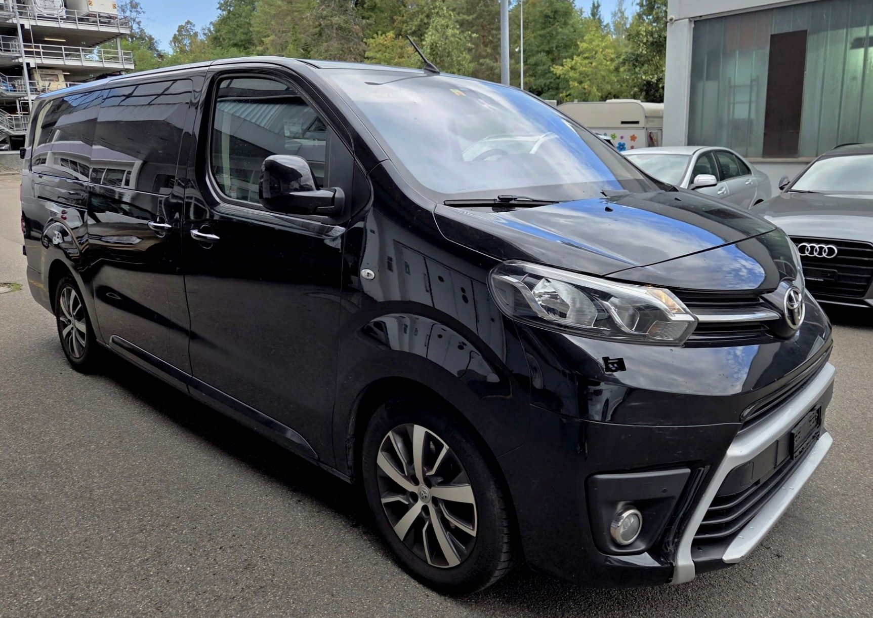 TOYOTA Proace Verso 2.0 D-4D Trend L2 Automatic-image-1