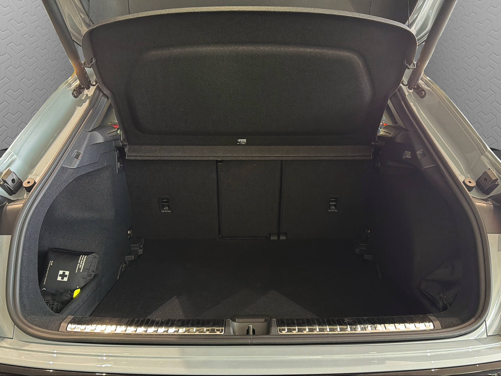 AUDI Q3 SUV 110 kW TFSI S tronic-image-13