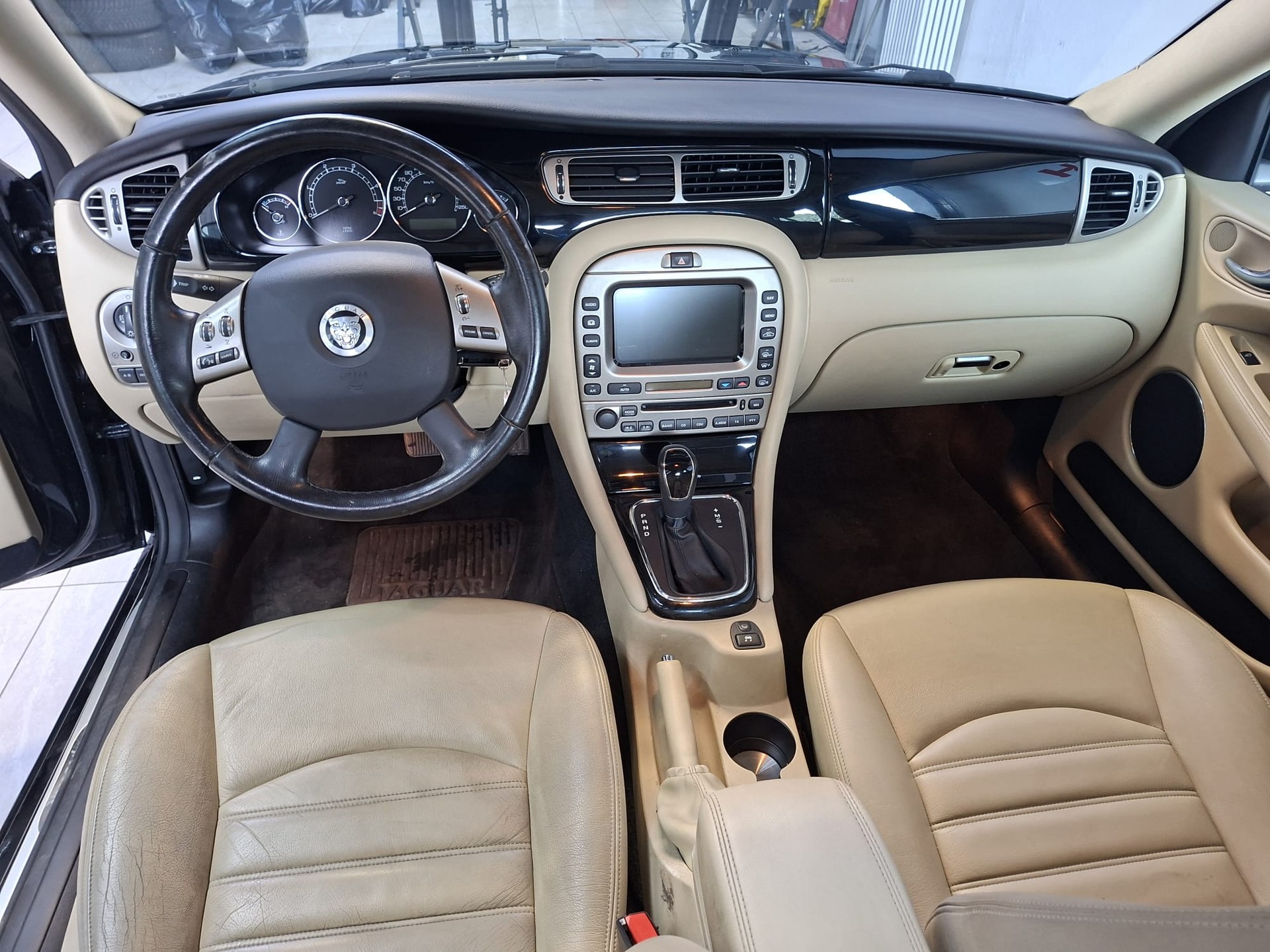 JAGUAR X-Type 2.2D Sovereign Automatic-image-11