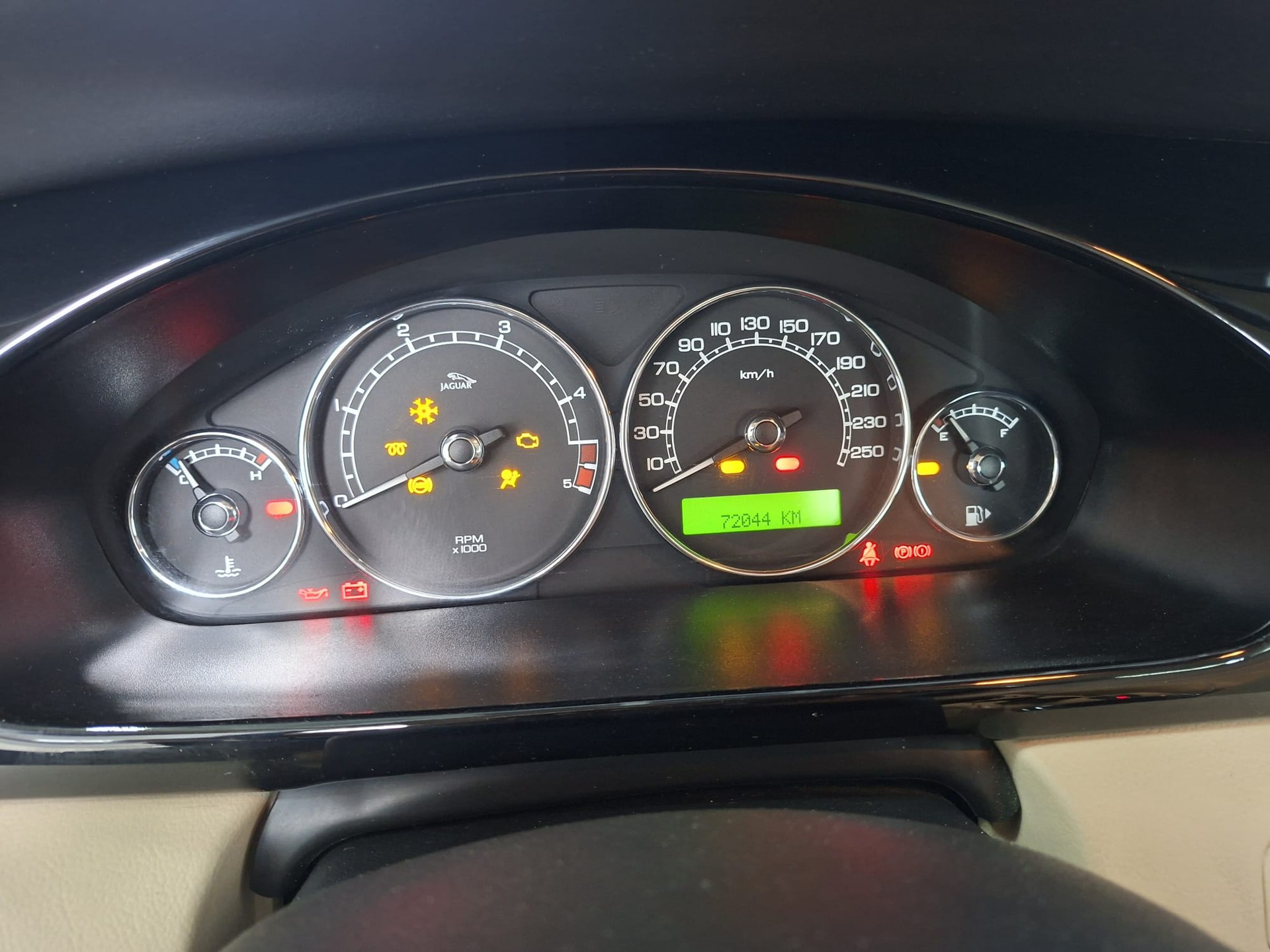 JAGUAR X-Type 2.2D Sovereign Automatic-image-13
