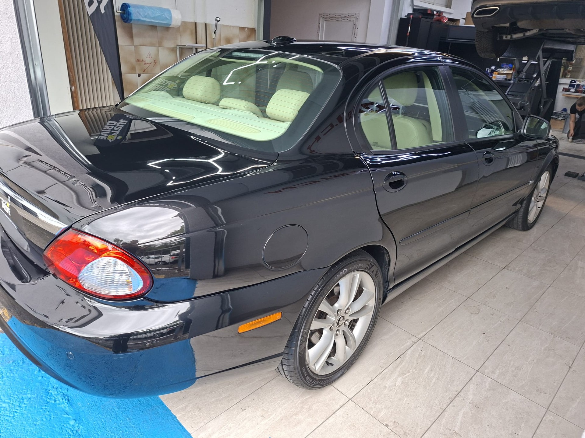 JAGUAR X-Type 2.2D Sovereign Automatic-image-8