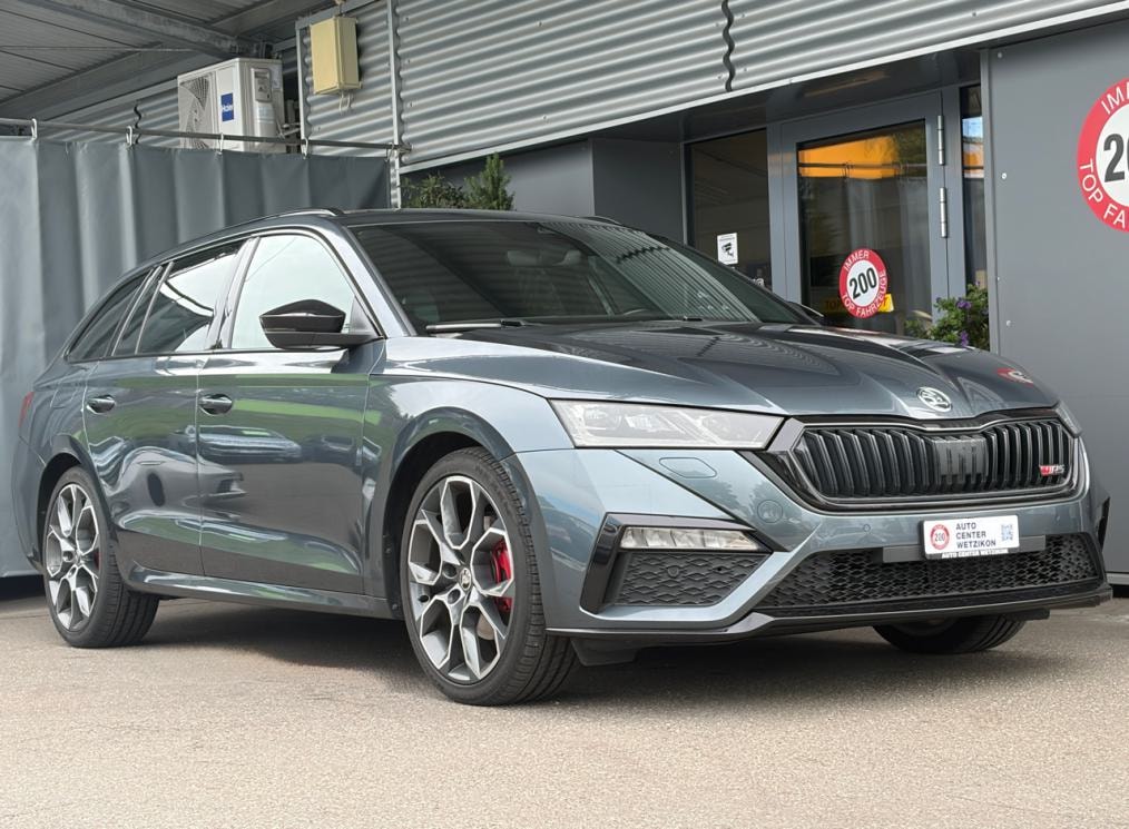 SKODA Octavia Combi 2.0 TDI DSG RS 4x4-image-1