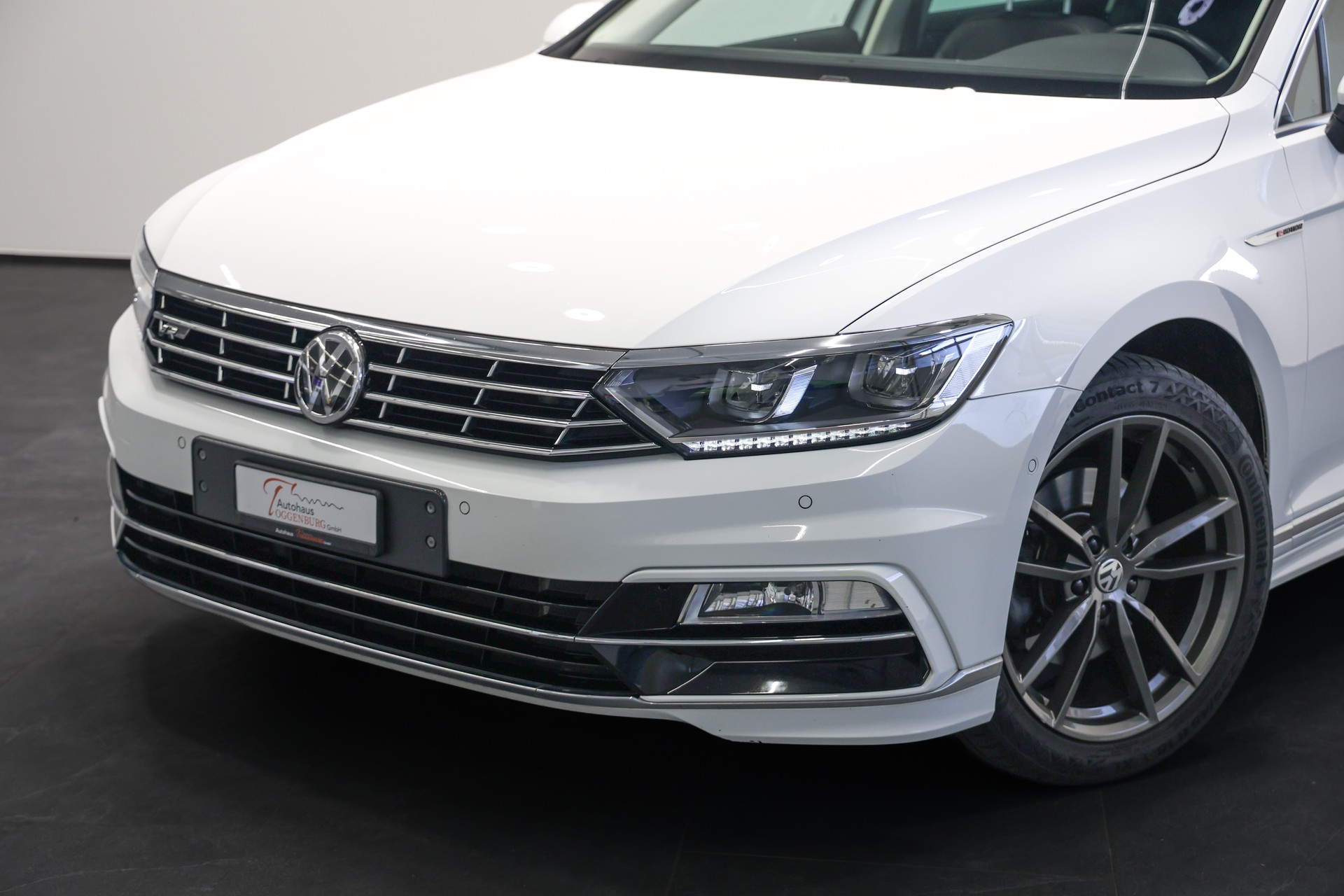 VW Passat Variant 2.0 TDI BMT Highline DSG 4Motion *R-Line aussen*frisch ab Service*frisch ab MFK*-image-7