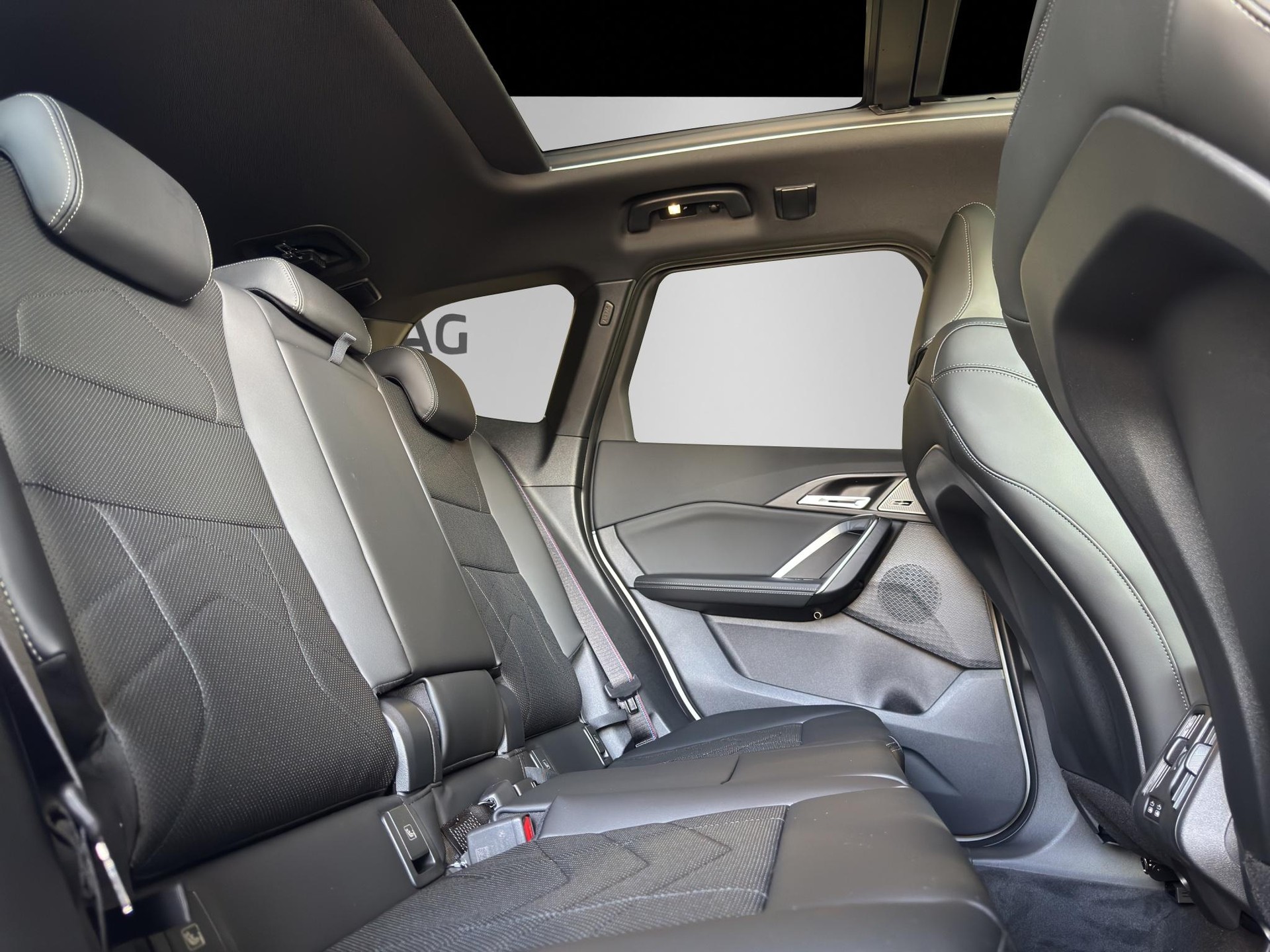BMW X1 xDrive 23d xDrive M Sport Pro-image-19