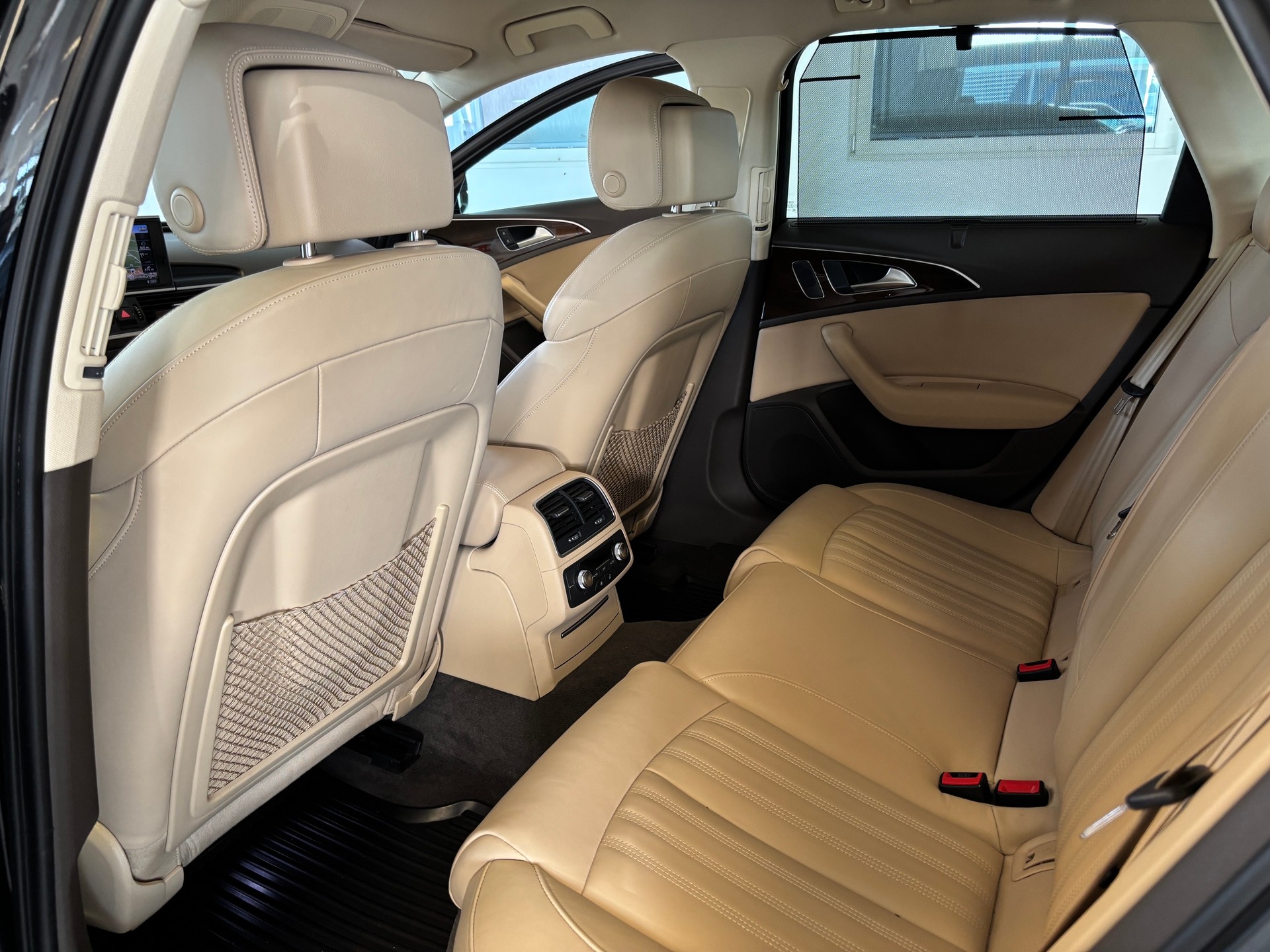 AUDI A6 Avant 3.0 TDI V6 quattro S-tronic-image-12