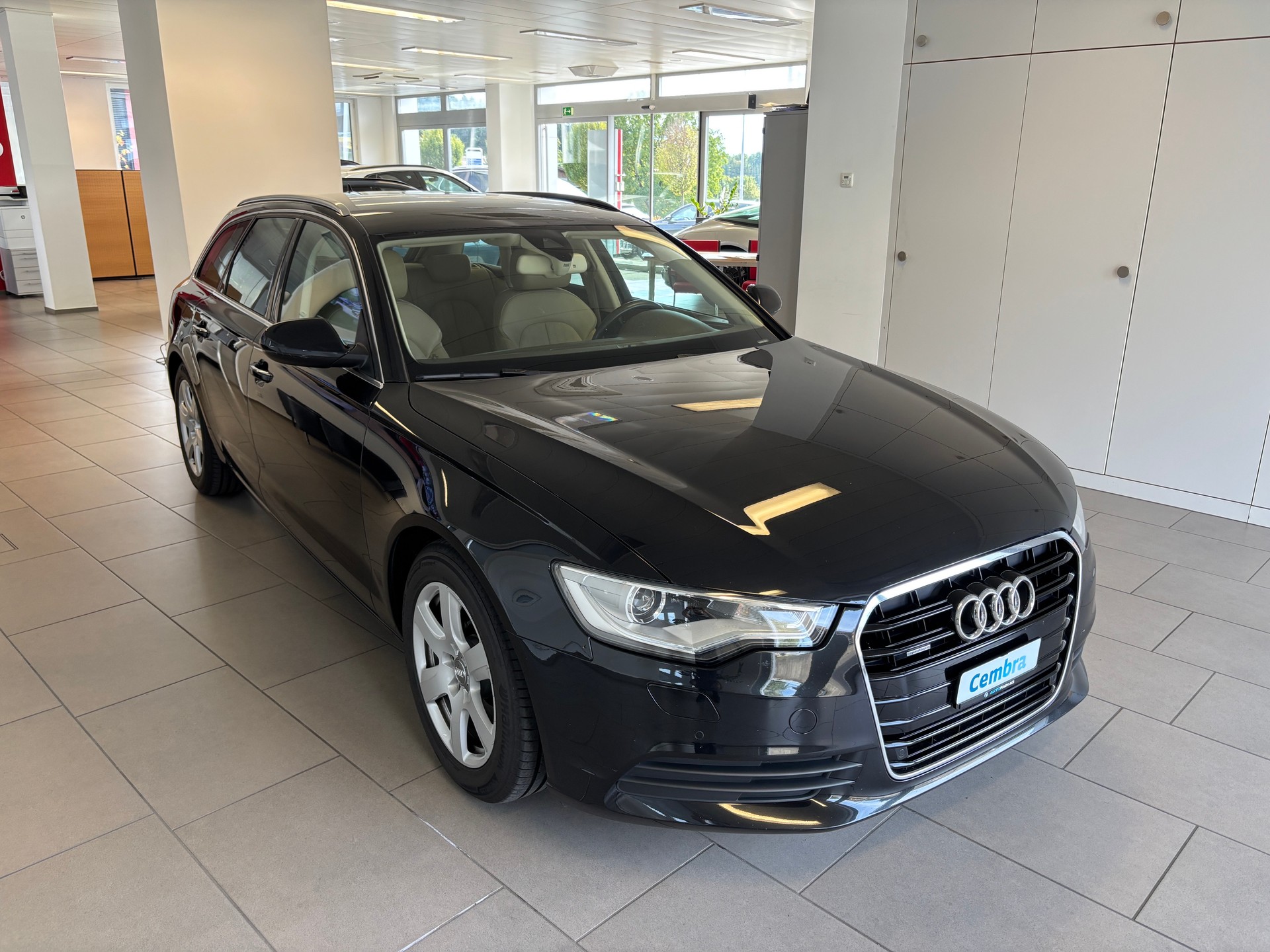 AUDI A6 Avant 3.0 TDI V6 quattro S-tronic-image-1