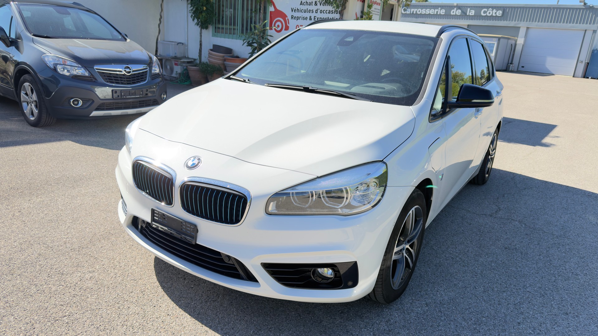 BMW 225xe iPerformance Active Tourer Steptronic-image-2