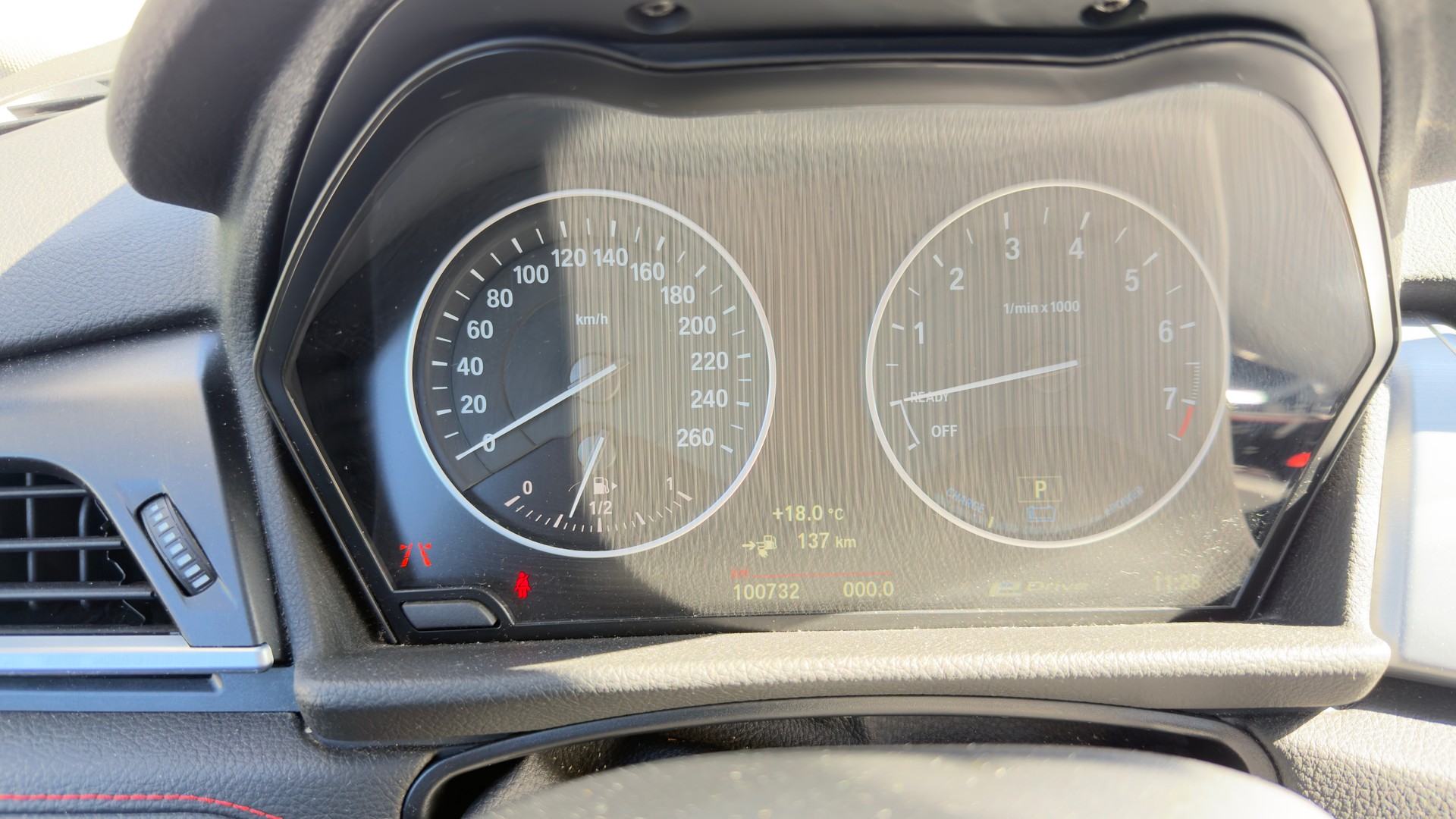 BMW 225xe iPerformance Active Tourer Steptronic-image-12