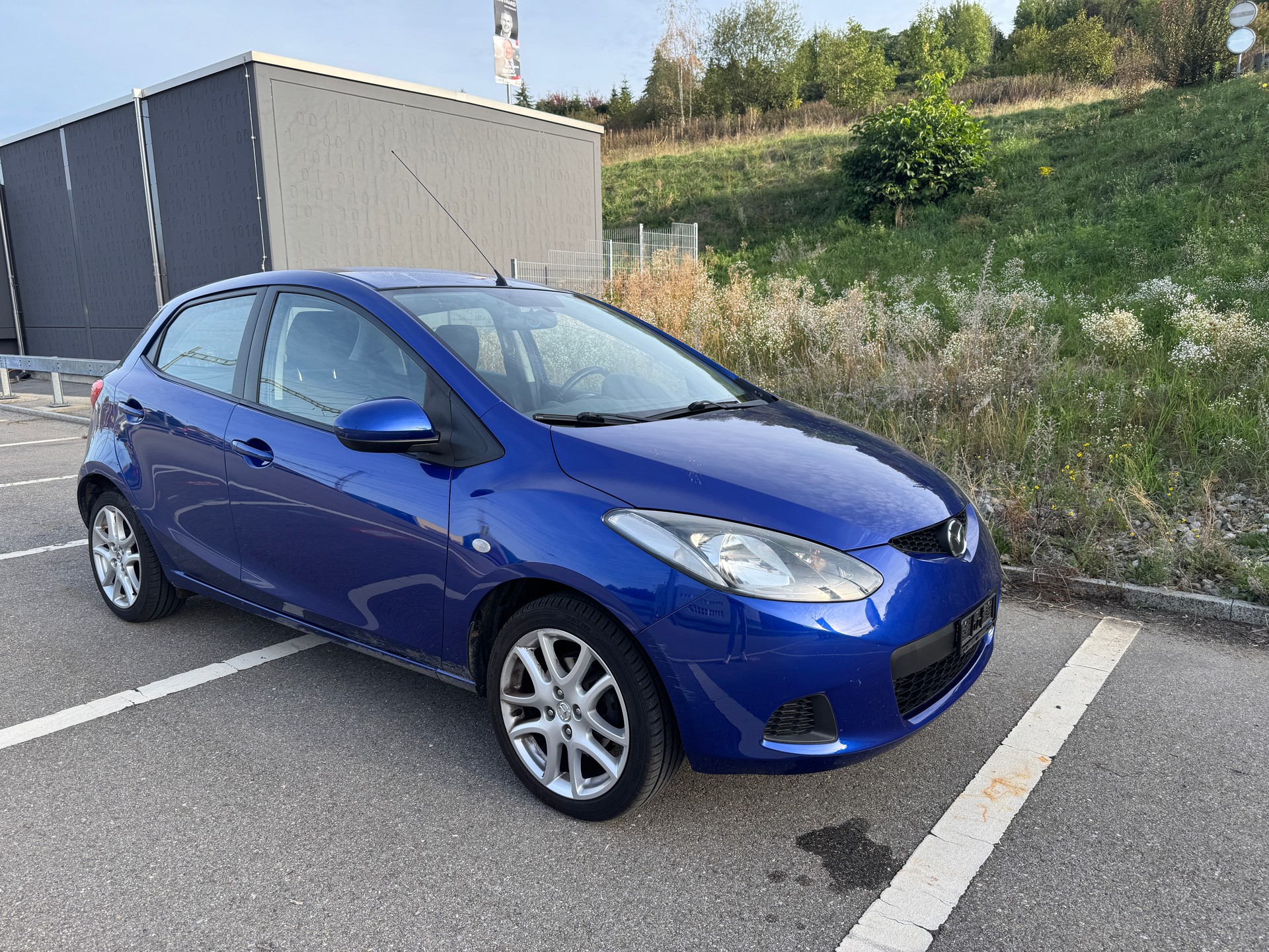 MAZDA 2 1.3i 16V Exclusive-image-6
