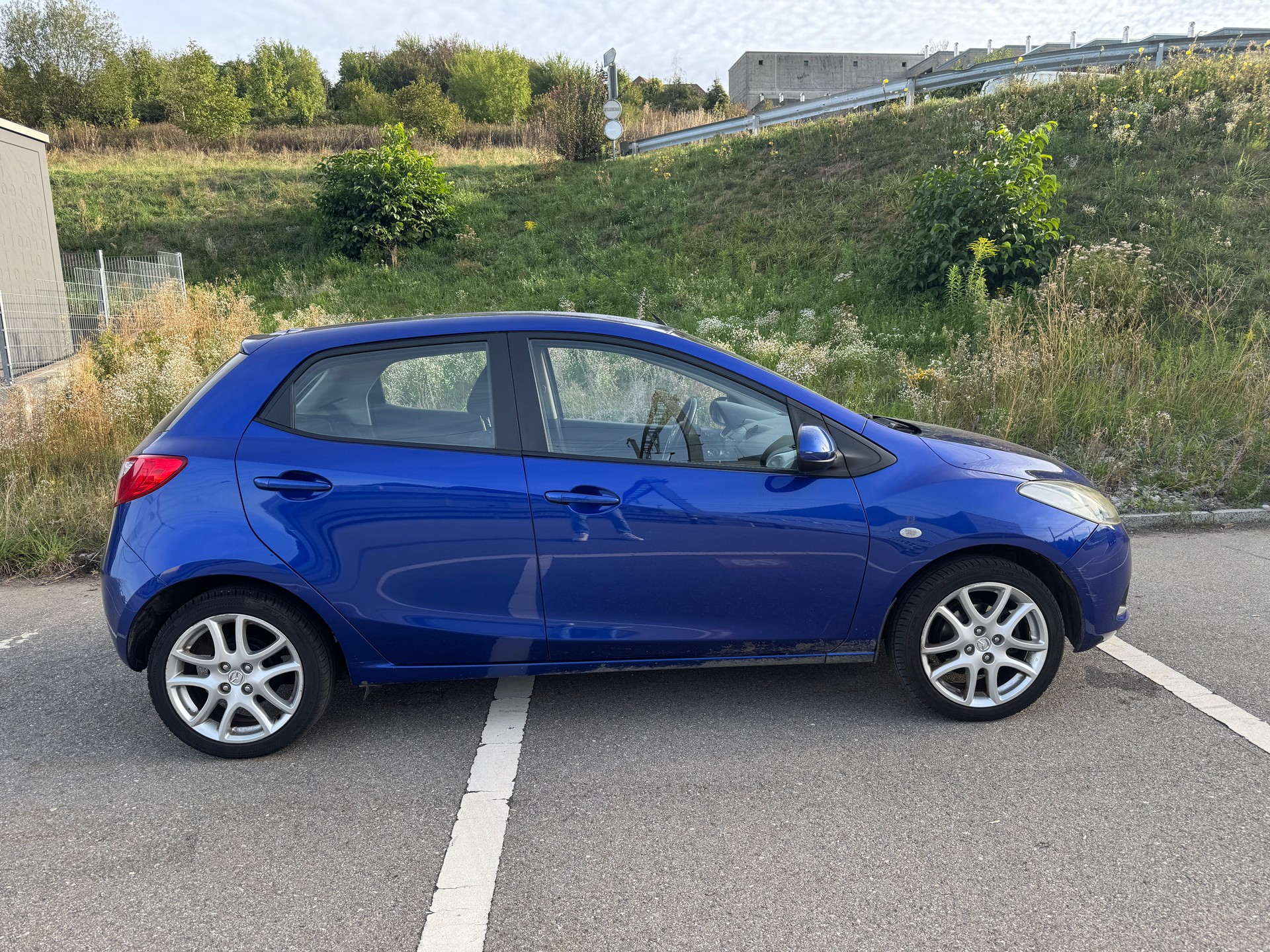 MAZDA 2 1.3i 16V Exclusive-image-5