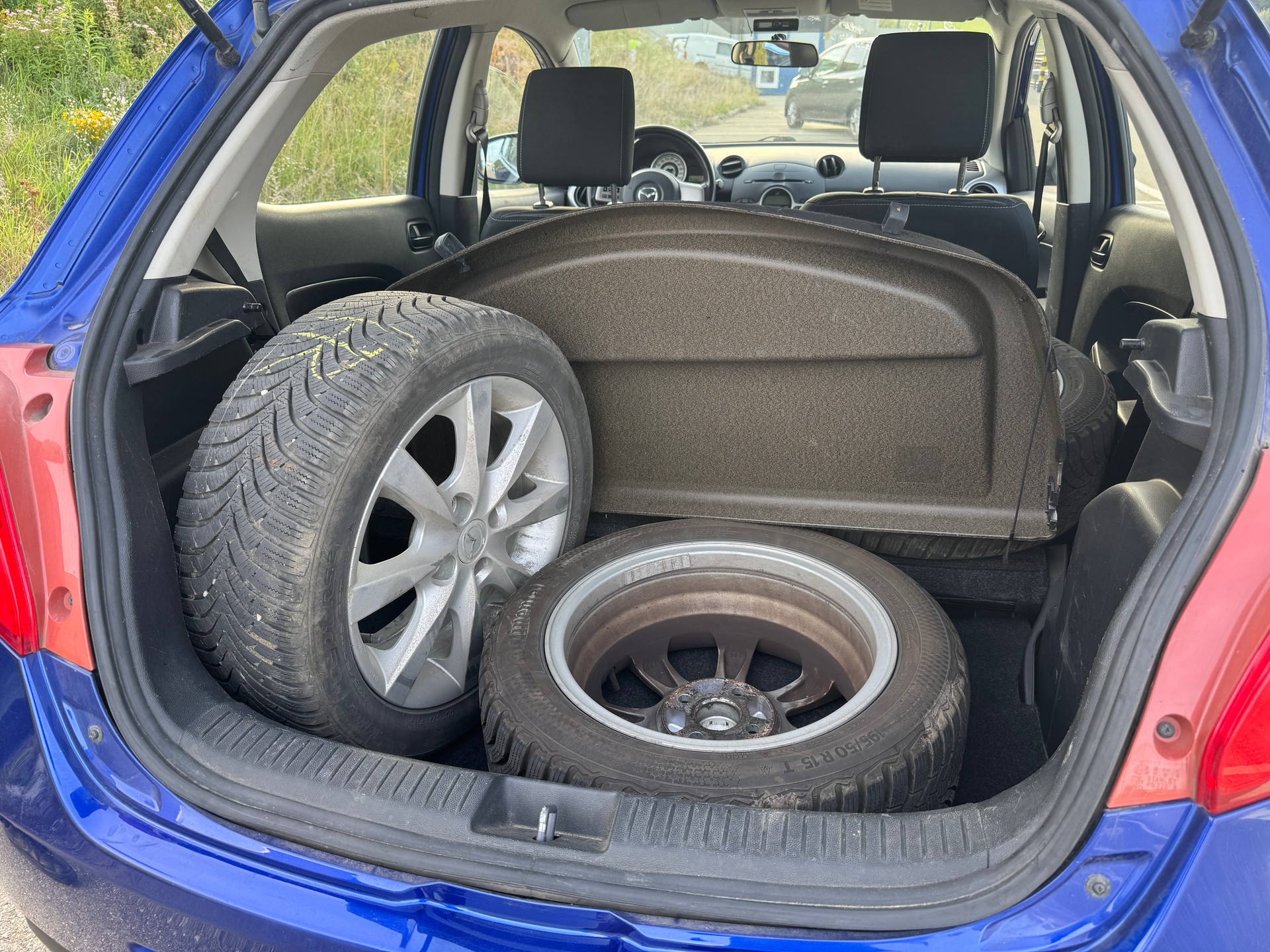 MAZDA 2 1.3i 16V Exclusive-image-11