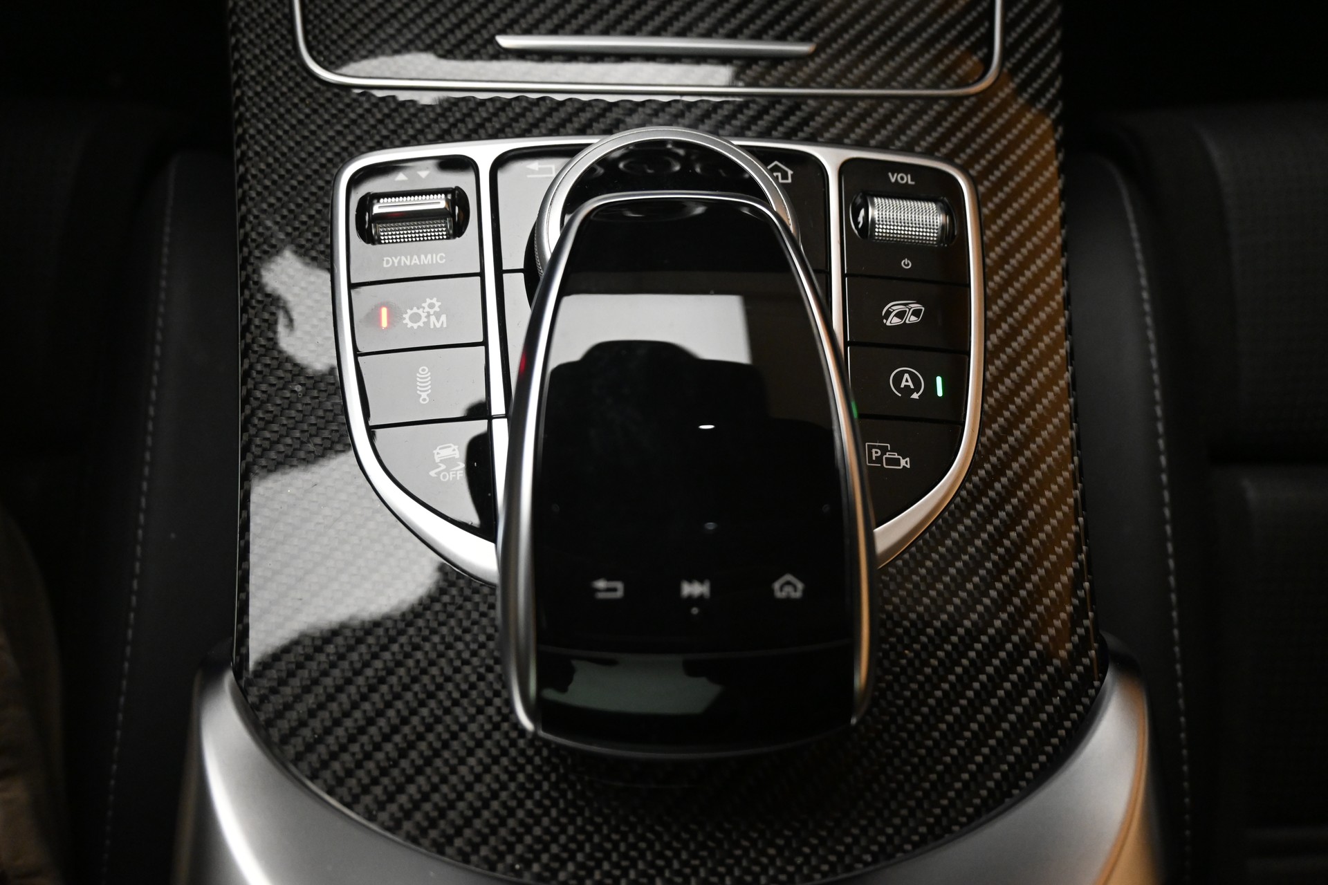 MERCEDES-BENZ C 63 S AMG 9G-tronic*Facelift*-image-12