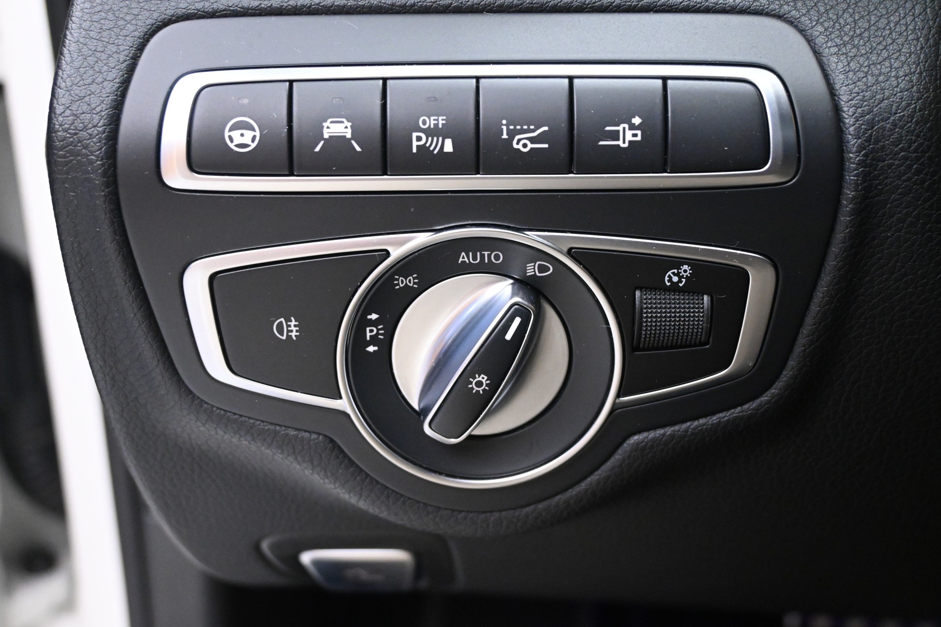 MERCEDES-BENZ C 63 S AMG 9G-tronic*Facelift*-image-14