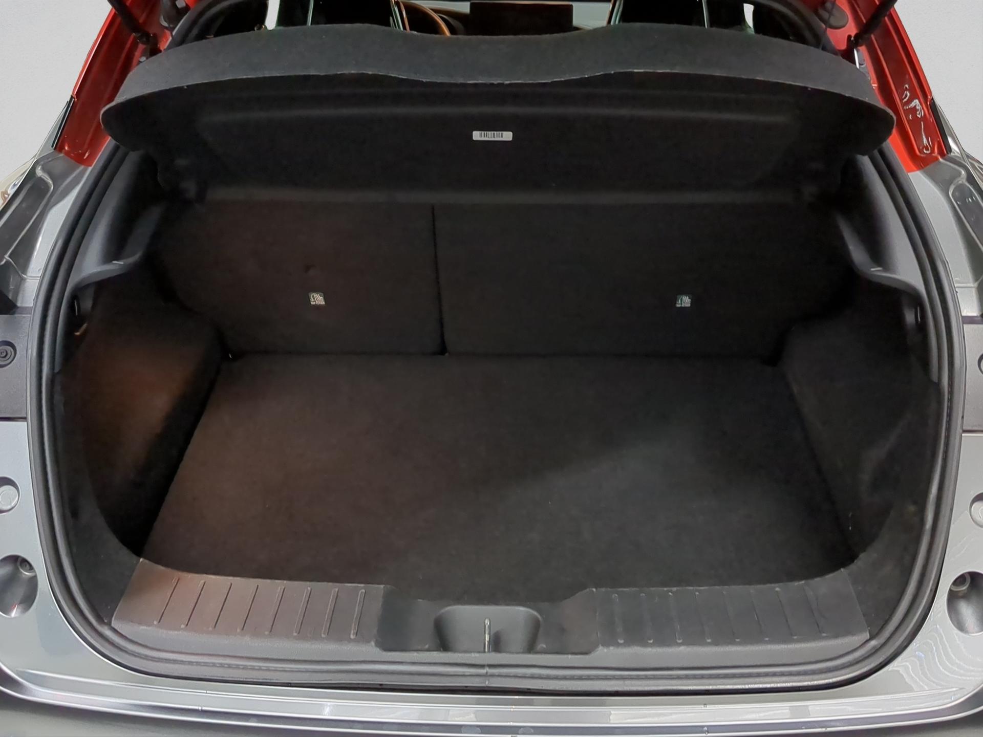 NISSAN Juke 1.6 FHEV Tekna-image-14