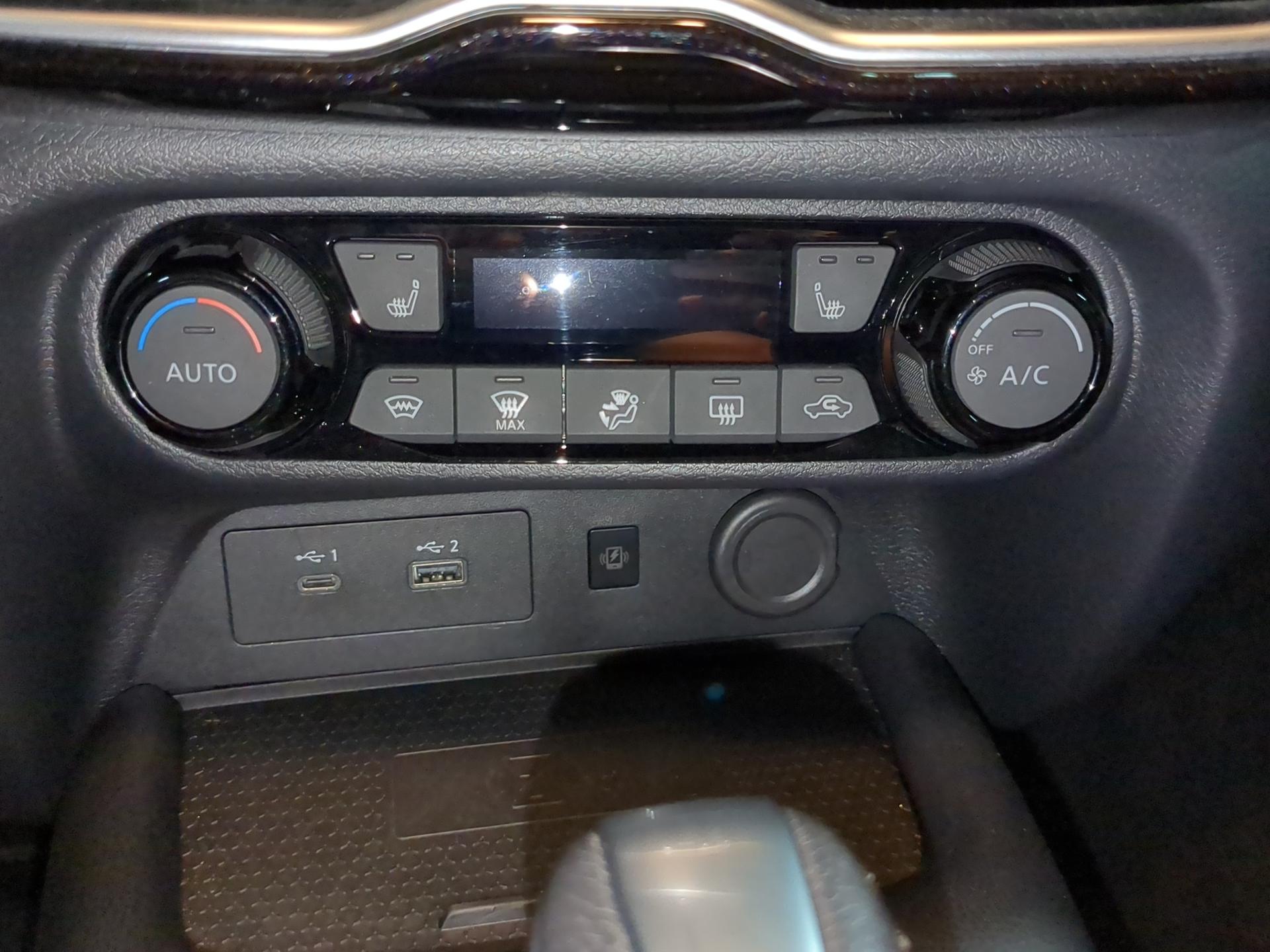 NISSAN Juke 1.6 FHEV Tekna-image-20
