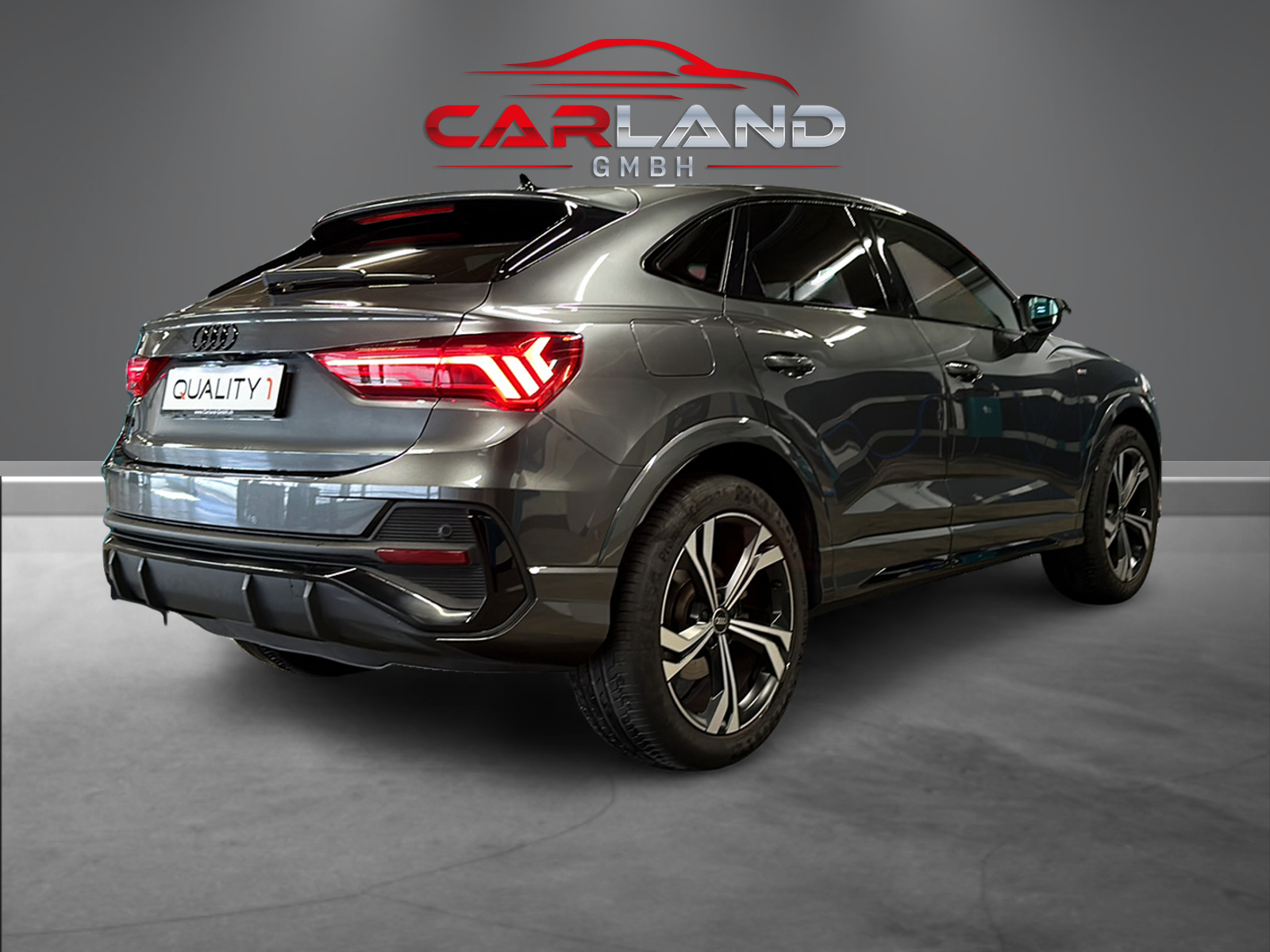 AUDI Q3 Sportback 45 TFSI e S line Attraction S-tronic-image-4