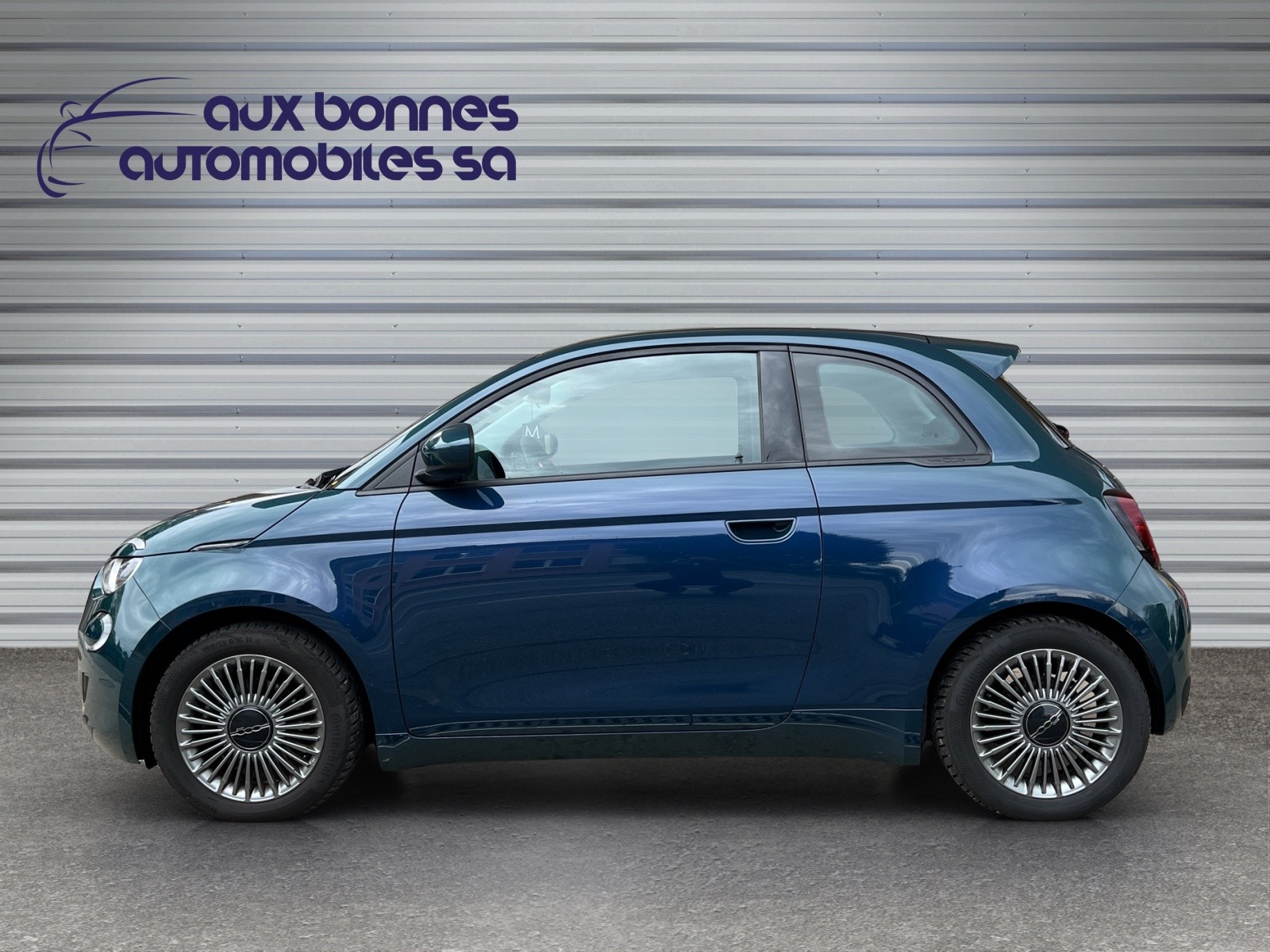 FIAT 500 electric 87 kW Icon-showroom-element-2