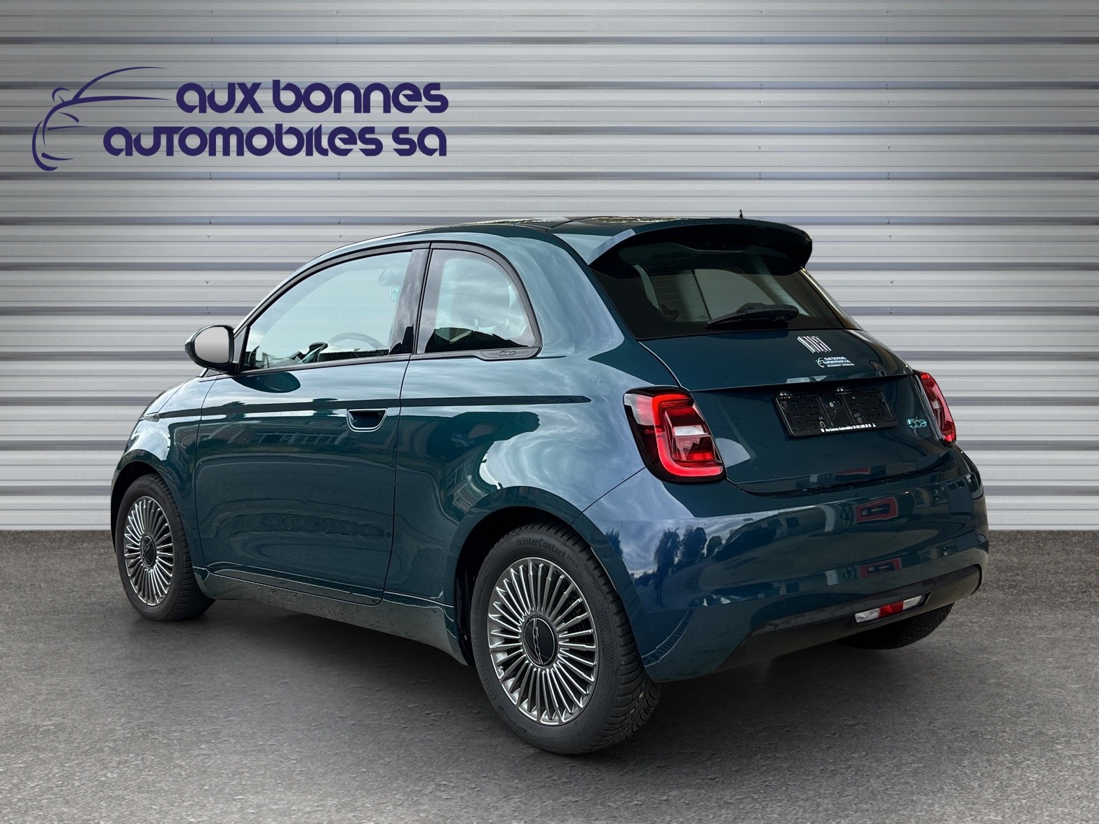 FIAT 500 electric 87 kW Icon-showroom-element-1