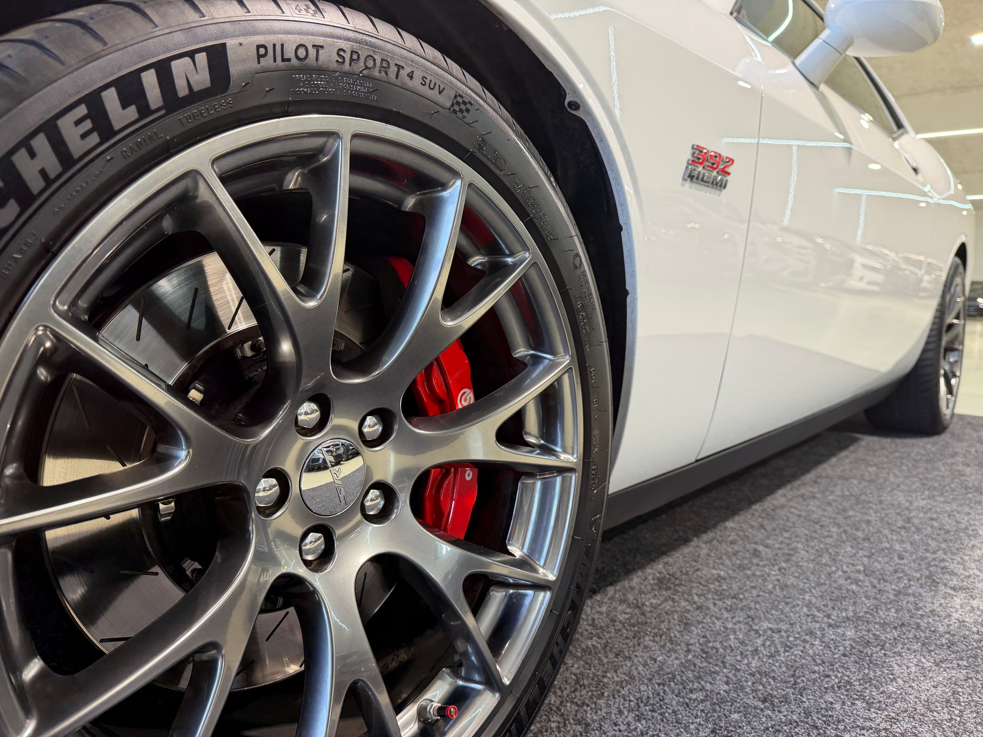 DODGE SRT 392 | 6.4 HEMI V8 | SRT Performance | 492 PS-showroom-element-1