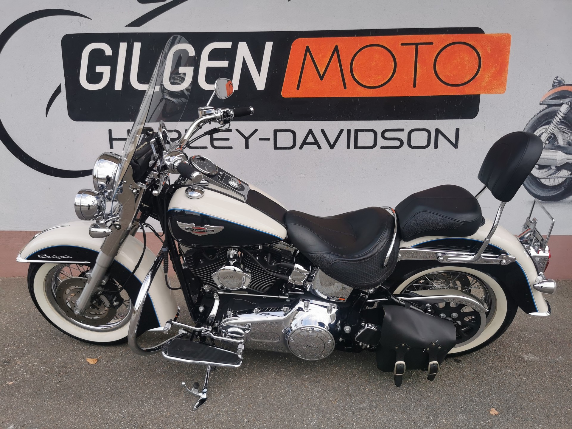 HARLEY-DAVIDSON FLSTN Softail Deluxe ABS-image-1