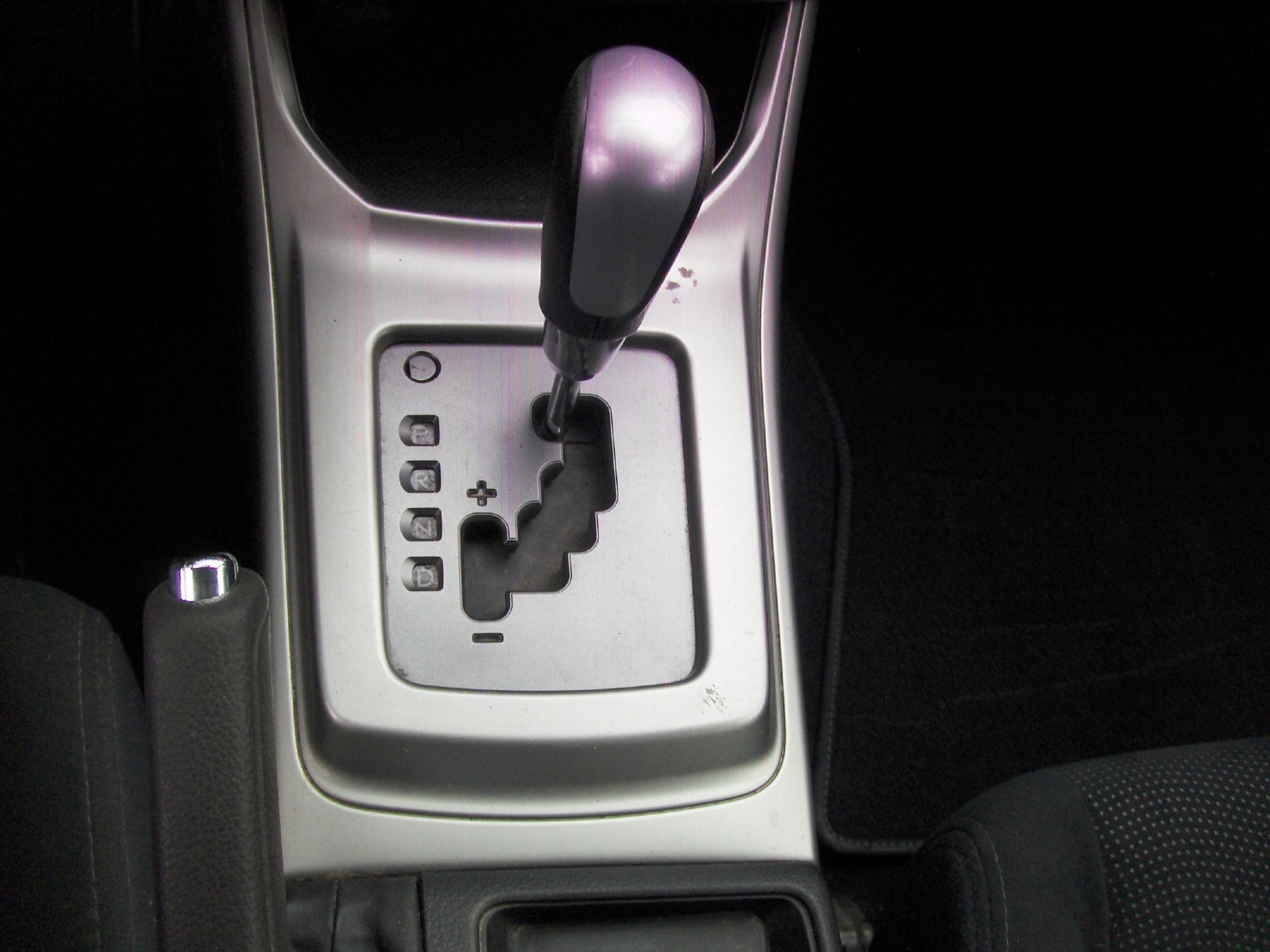 SUBARU Impreza 1.5R Swiss Automatic-image-8