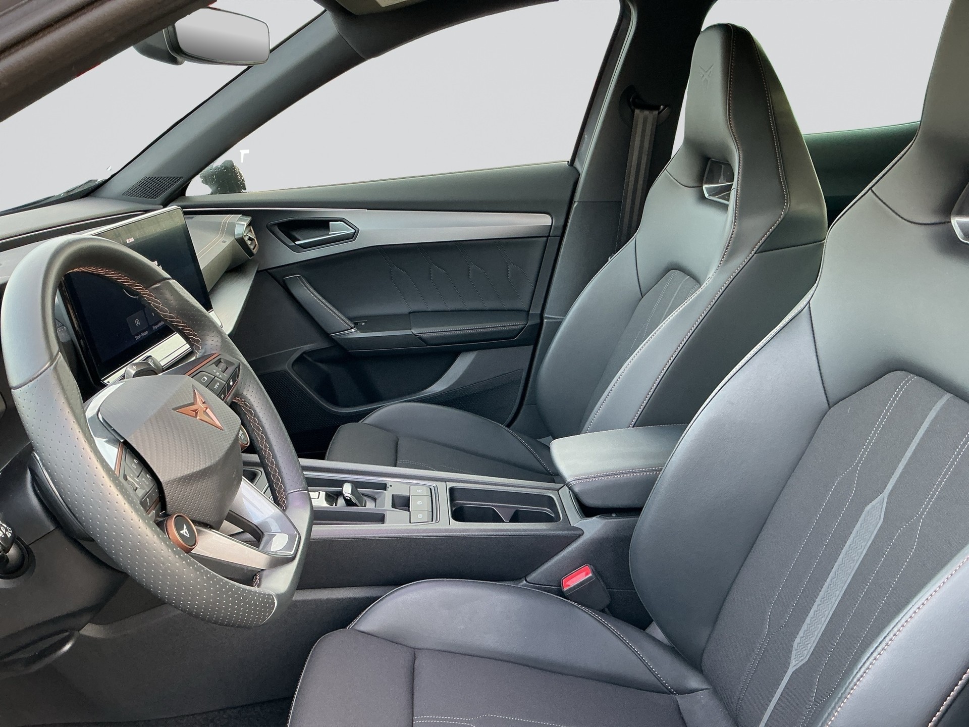 CUPRA FORMENTOR 2.0 TSI VZ-image-5