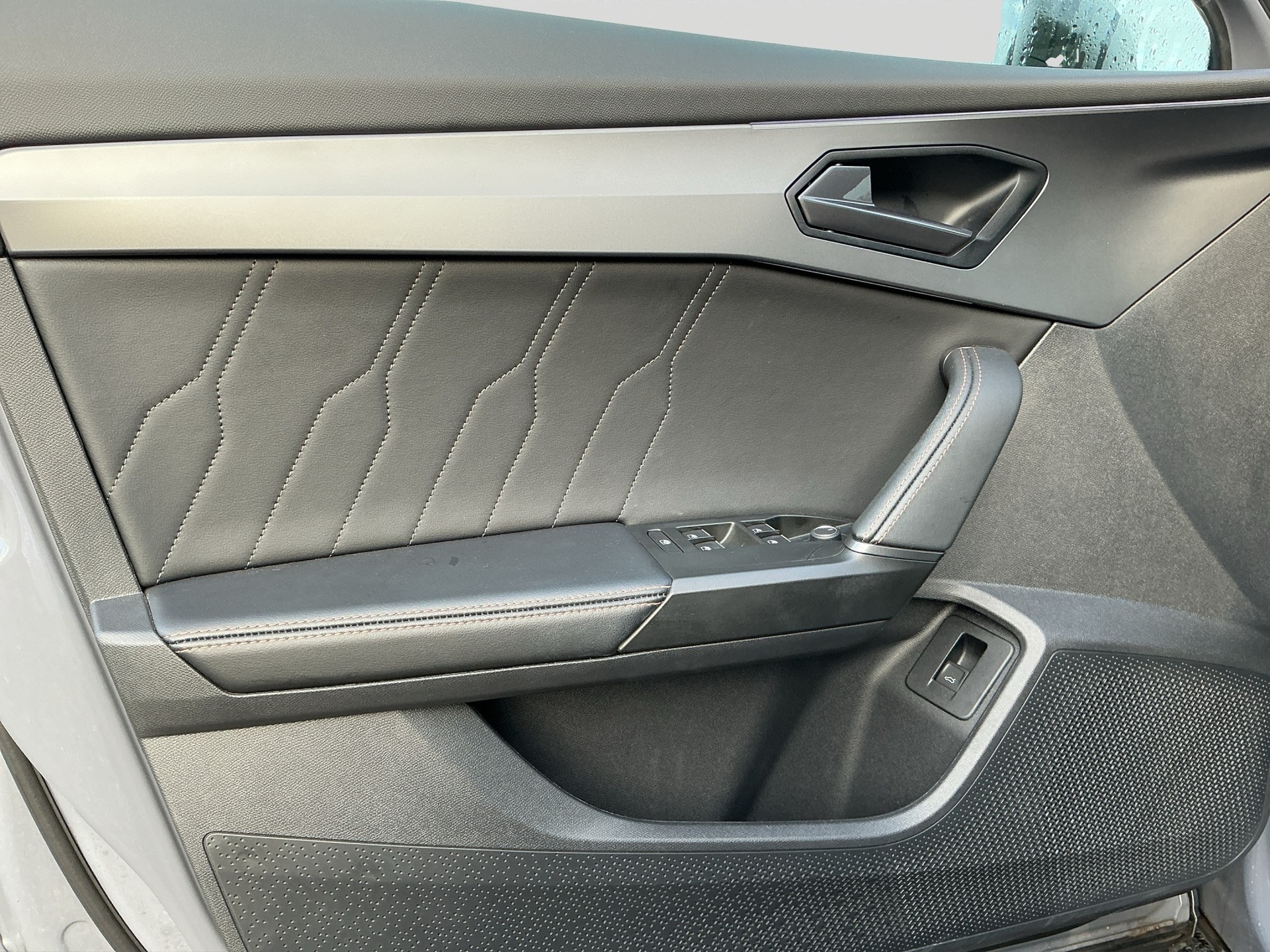 CUPRA FORMENTOR 2.0 TSI VZ-image-7