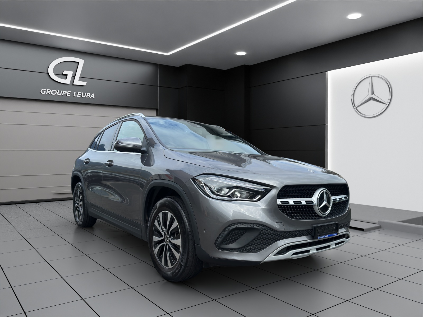 MERCEDES-BENZ GLA 200 Style-image-0