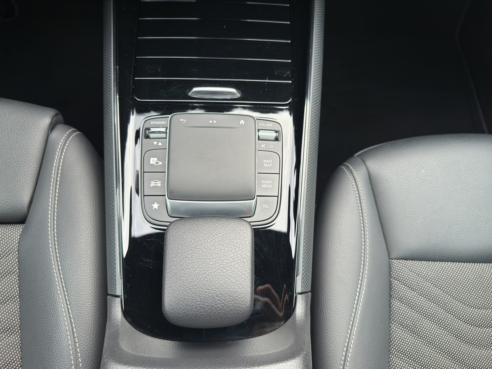 Image MERCEDES-BENZ GLA-200 GLA 200 Style