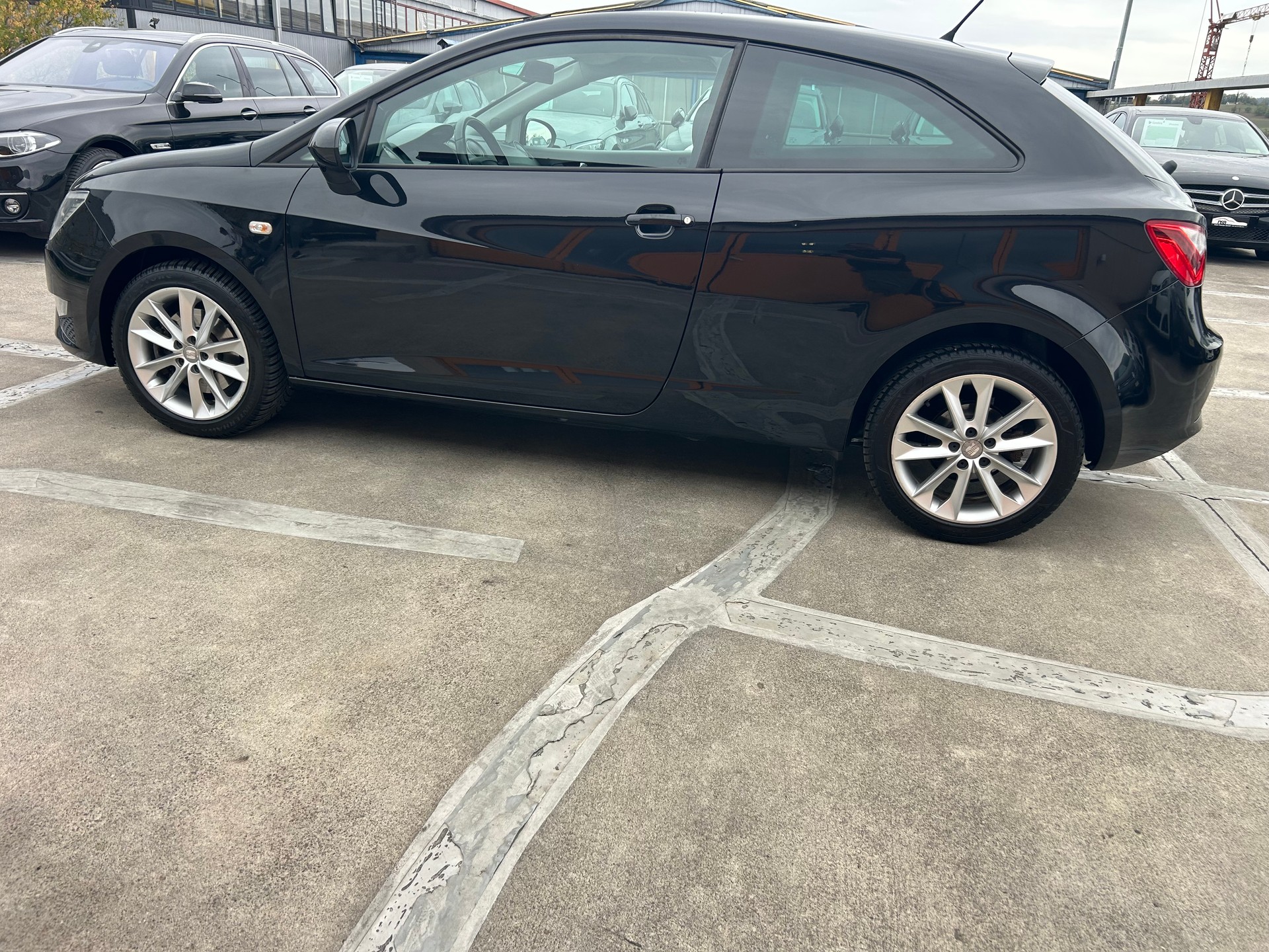 SEAT Ibiza 1.4 TSI FR DSG-image-1