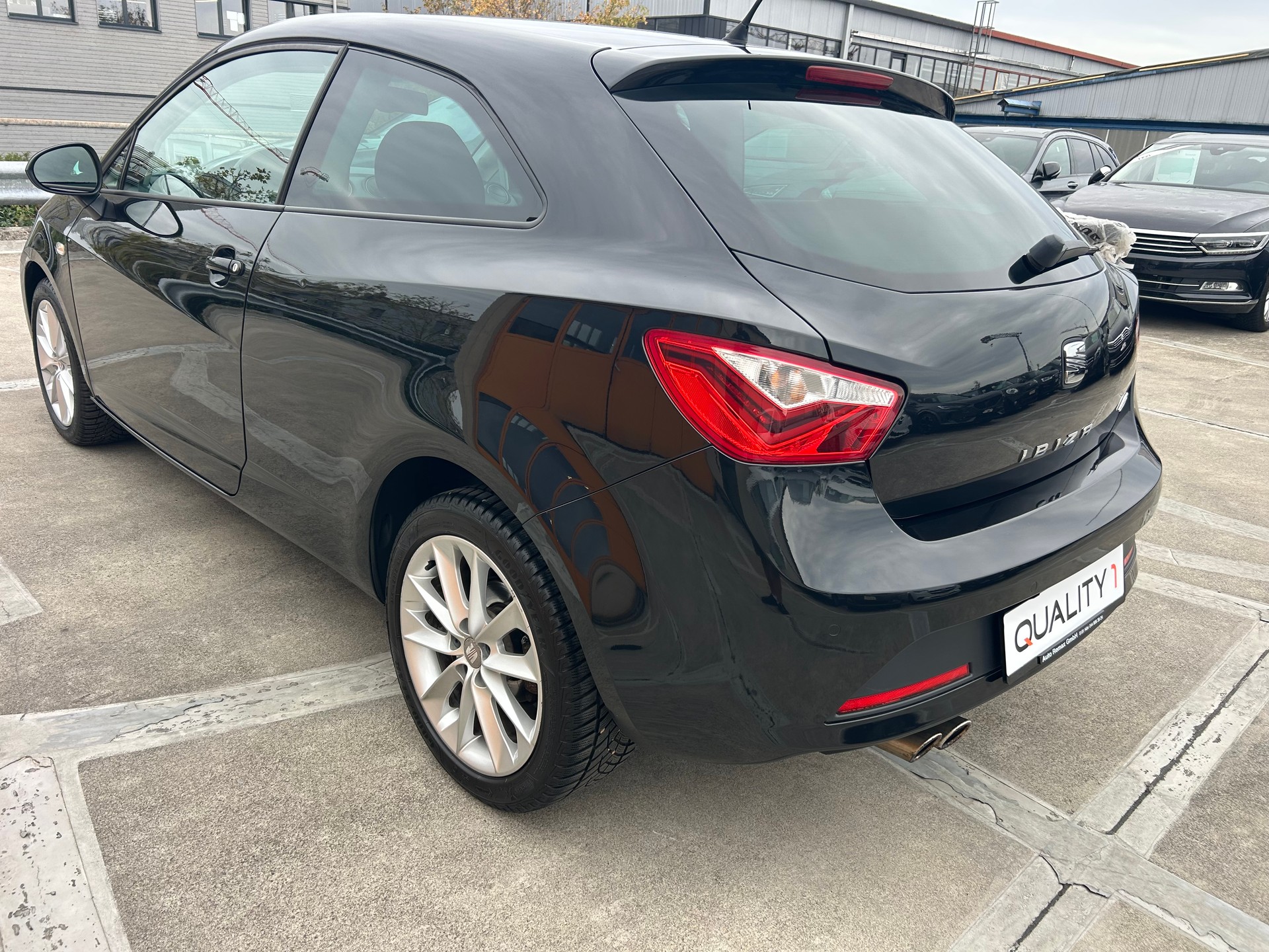 SEAT Ibiza 1.4 TSI FR DSG-image-2