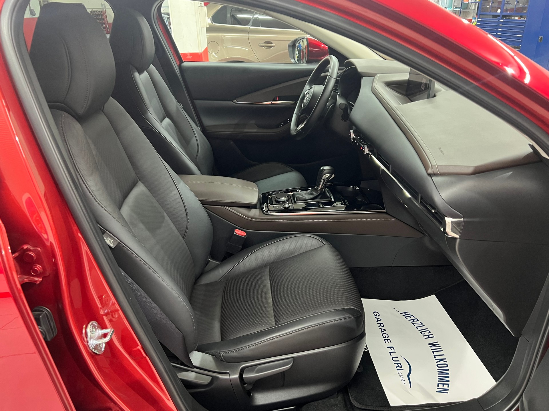 MAZDA CX-30 SKYACTIV-X 186 M Hybrid Takumi FWD AT-image-13
