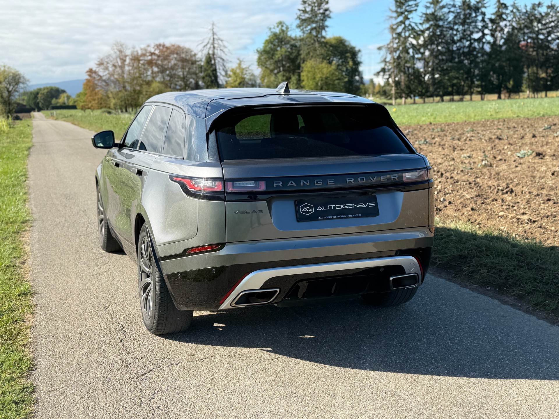LAND ROVER Range Rover Velar R-Dynamic D 300 HSE Automatic-image-5