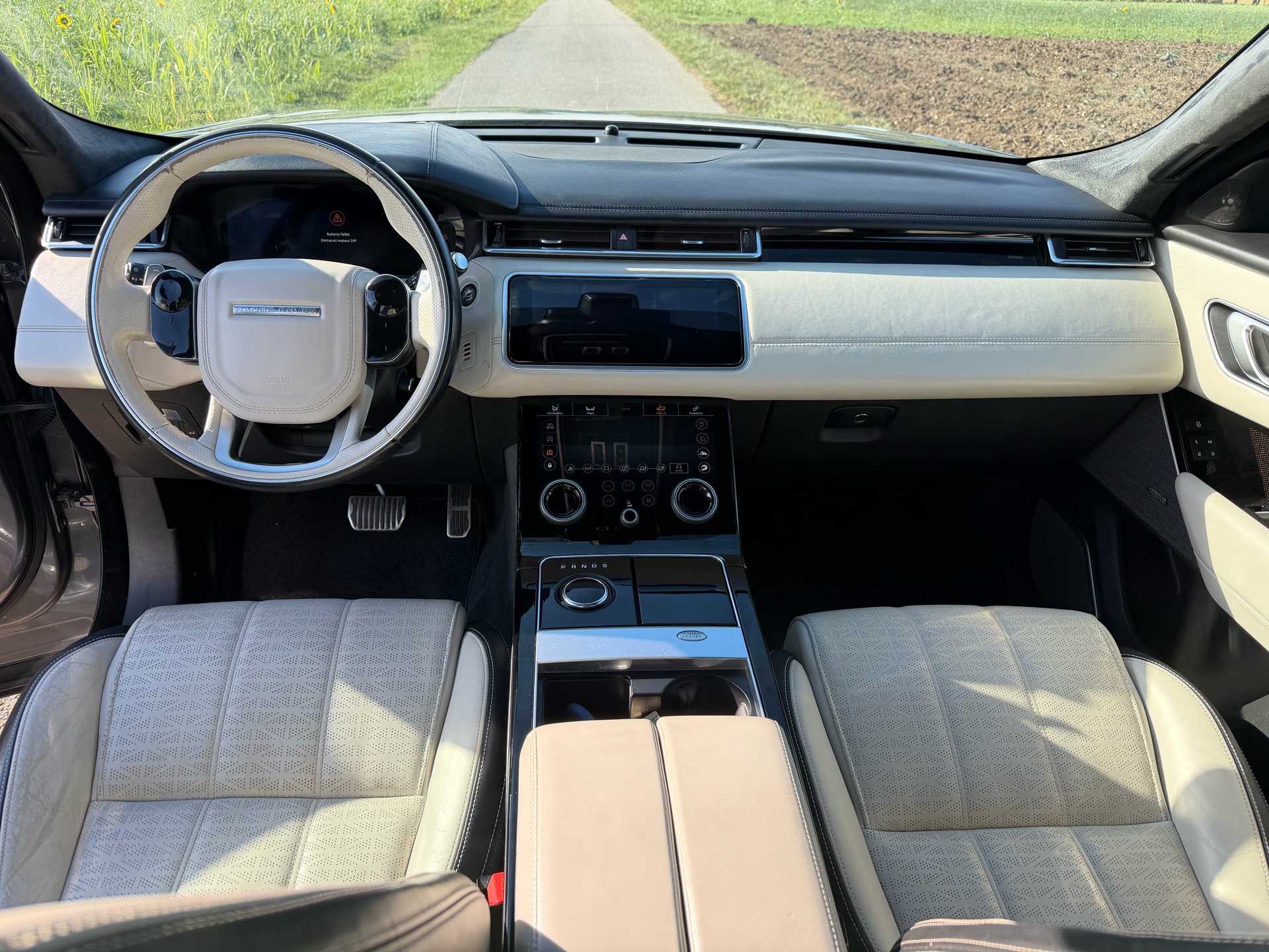 LAND ROVER Range Rover Velar R-Dynamic D 300 HSE Automatic-image-12