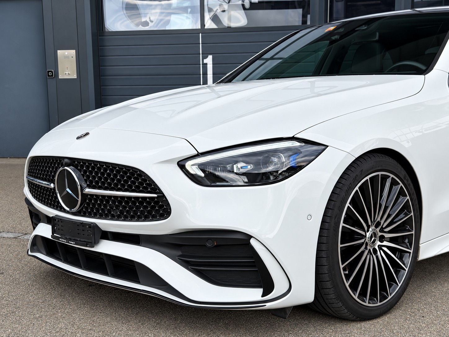 MERCEDES-BENZ C 220 d 4MATIC AMG Line | Panorama | Burmester | Memory | Mercedes Service-image-6