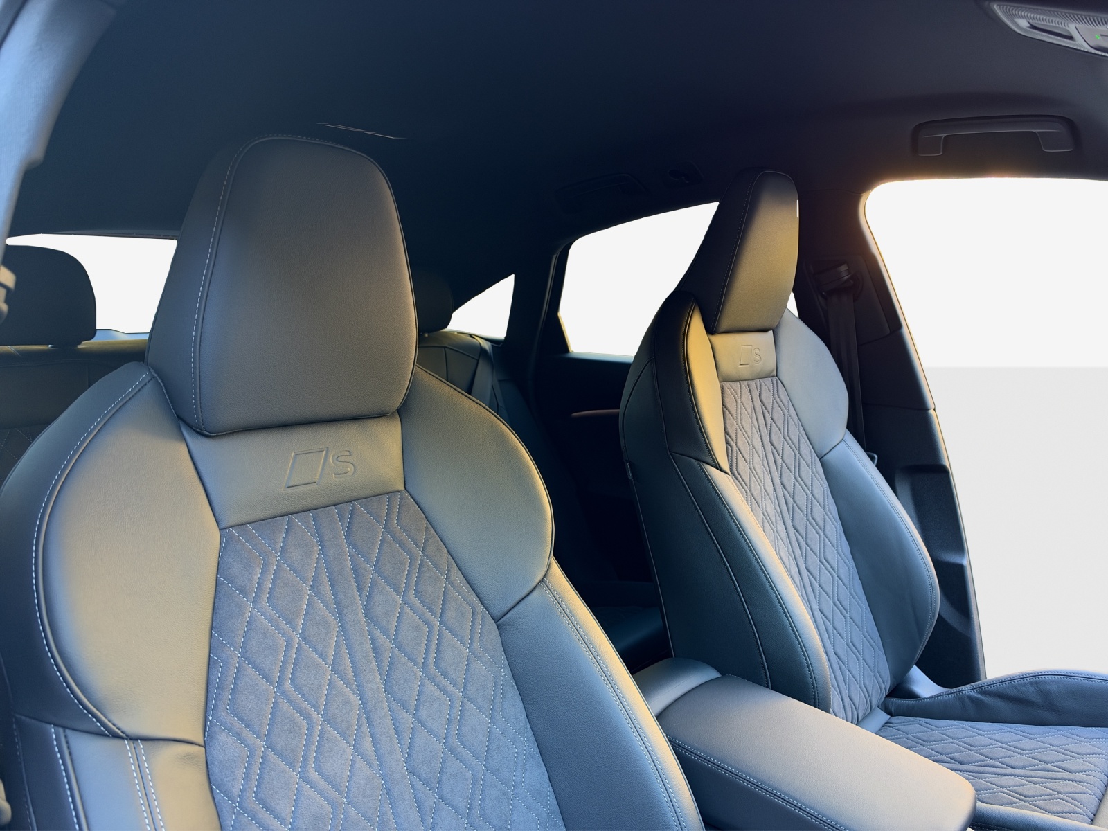 AUDI Q5 Sportback TDI quattro 150 kW S-tronic-image-14